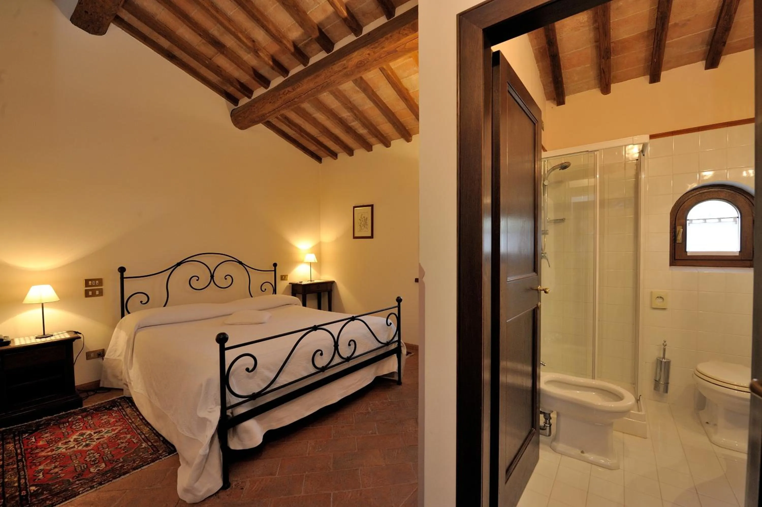 Photo of the whole room, Bed in Ripa Relais Colle Del Sole