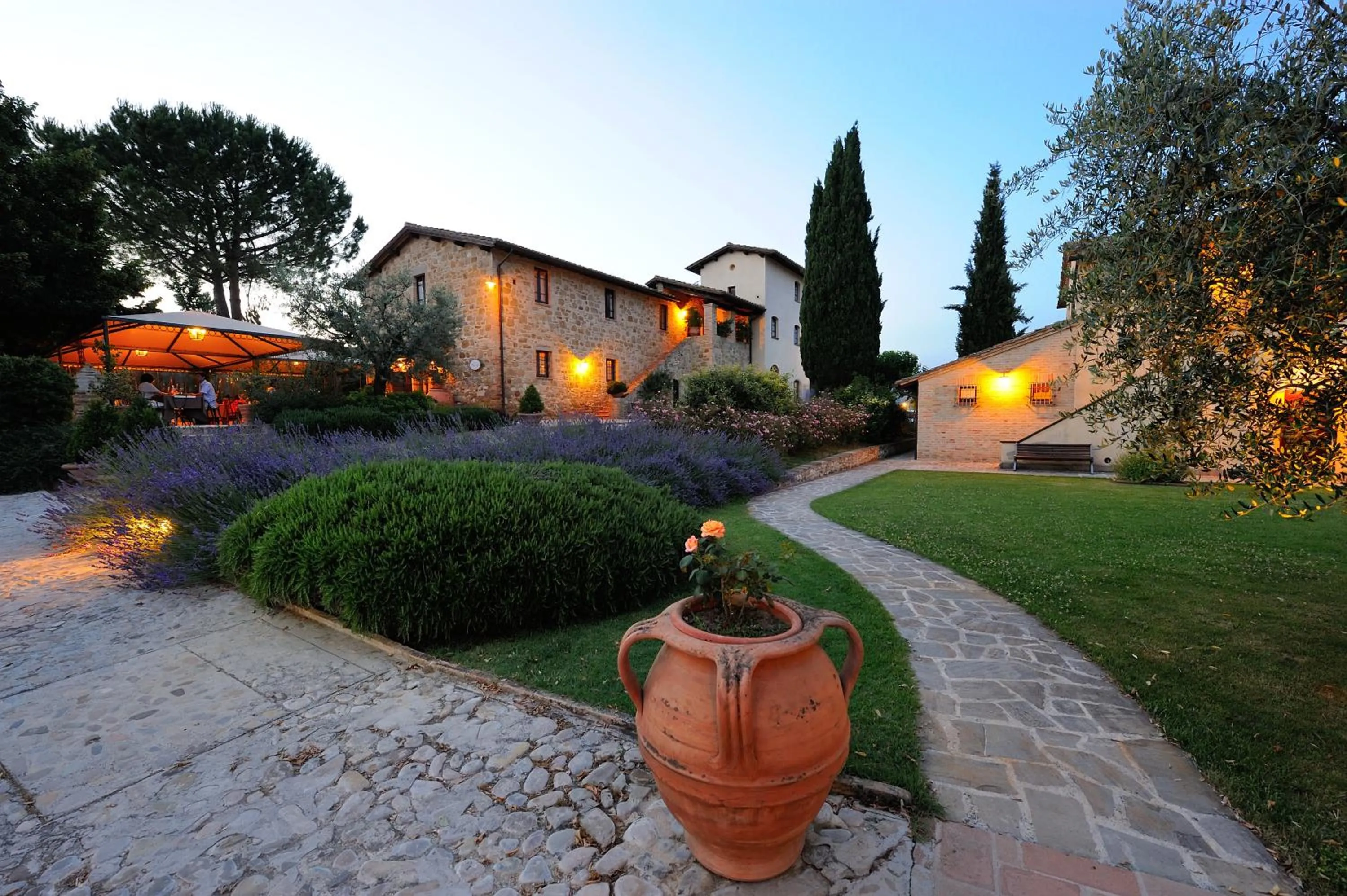 Facade/entrance in Ripa Relais Colle Del Sole