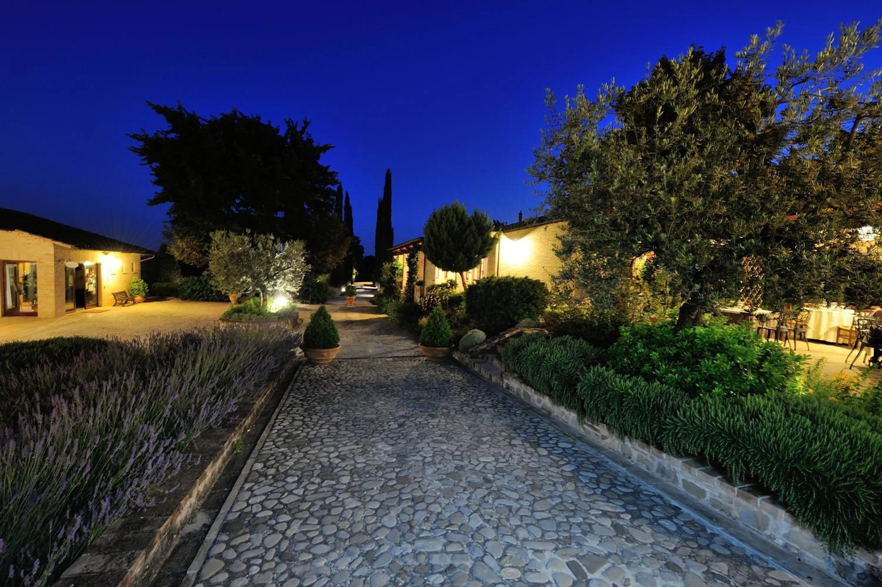 Facade/entrance in Ripa Relais Colle Del Sole