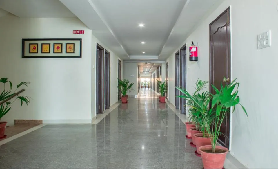 Property building in DIDI Hotel Alambagh