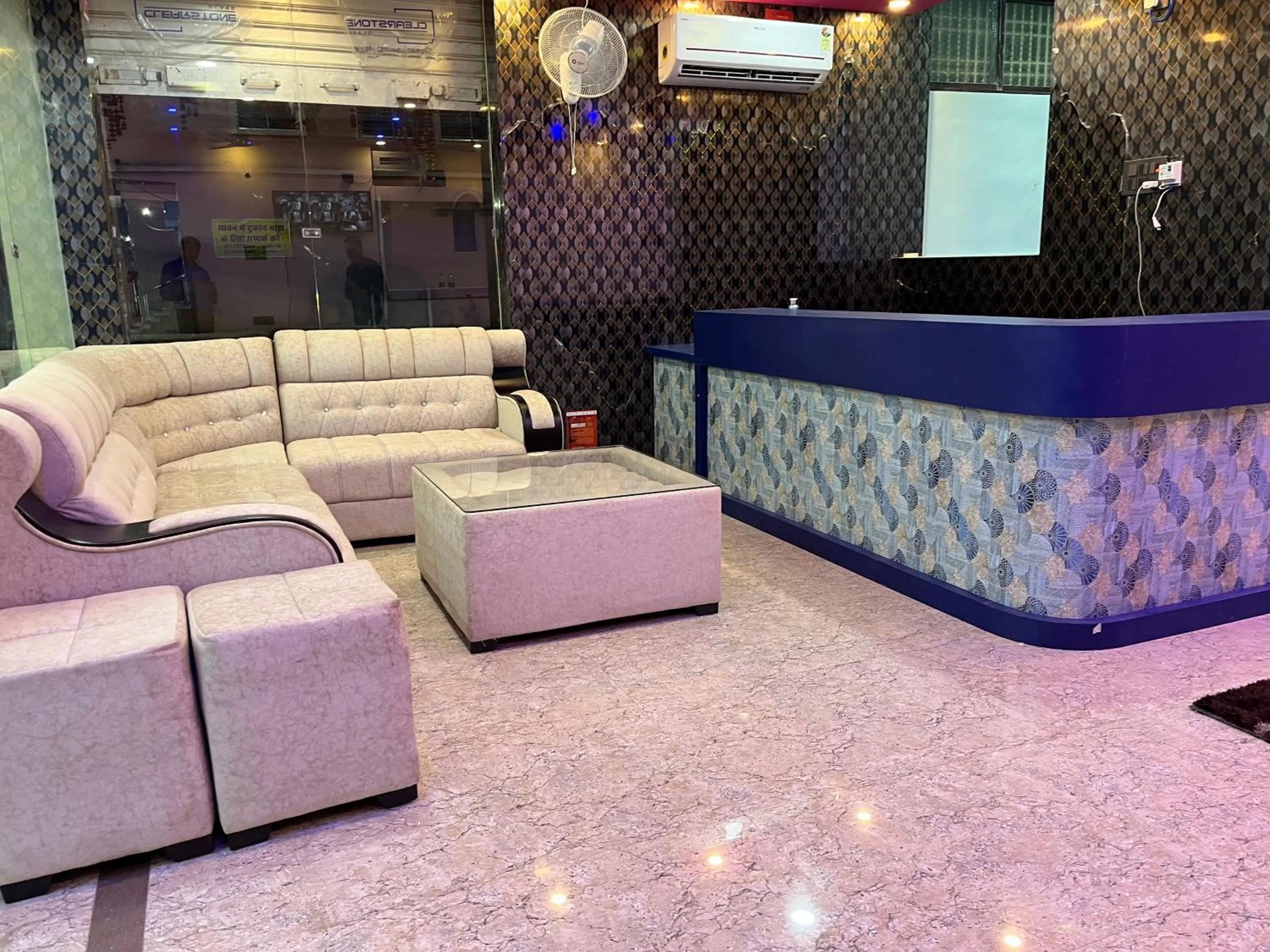 Hotel Krishna Paradise