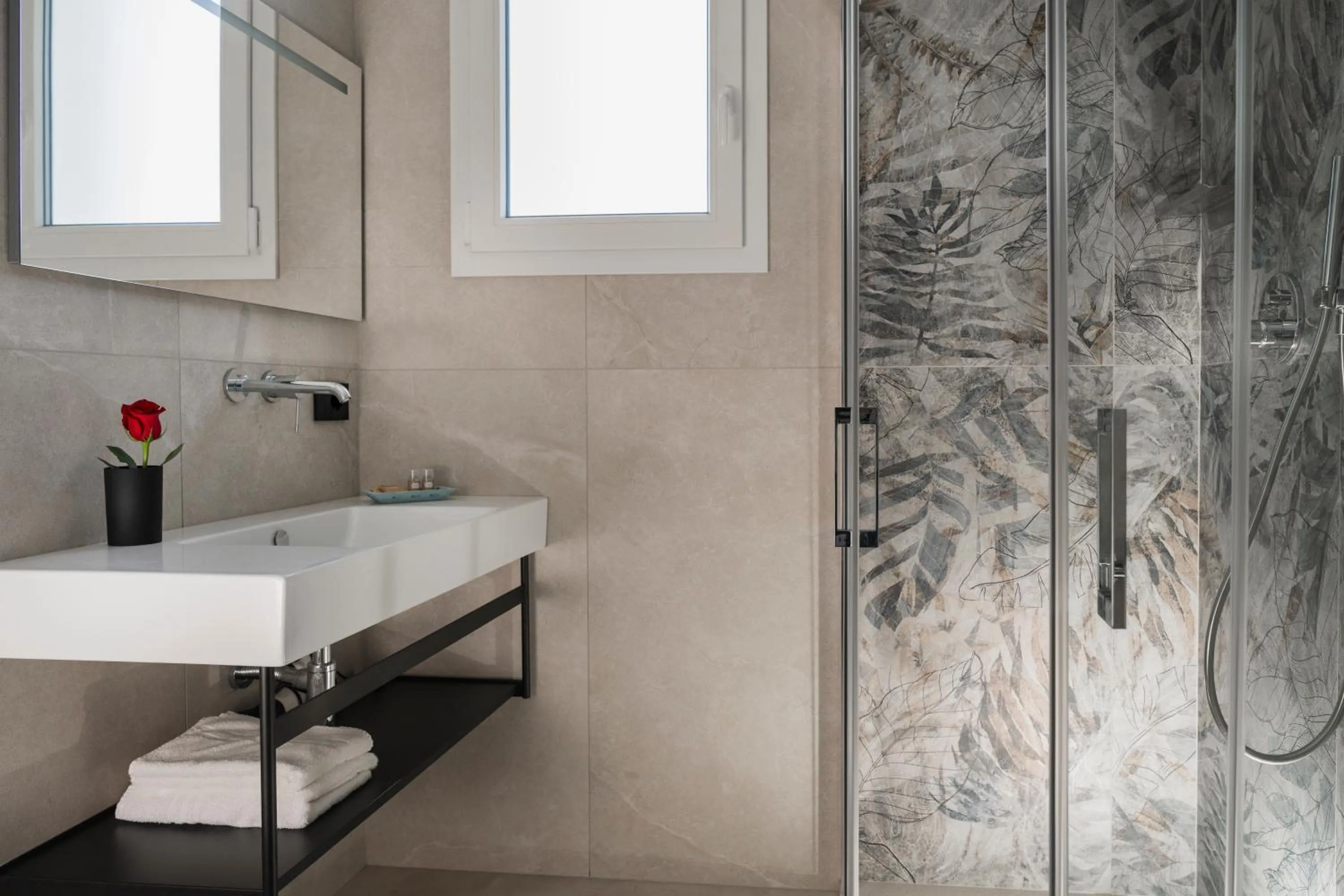 Shower in Hotel Ascot Riccione