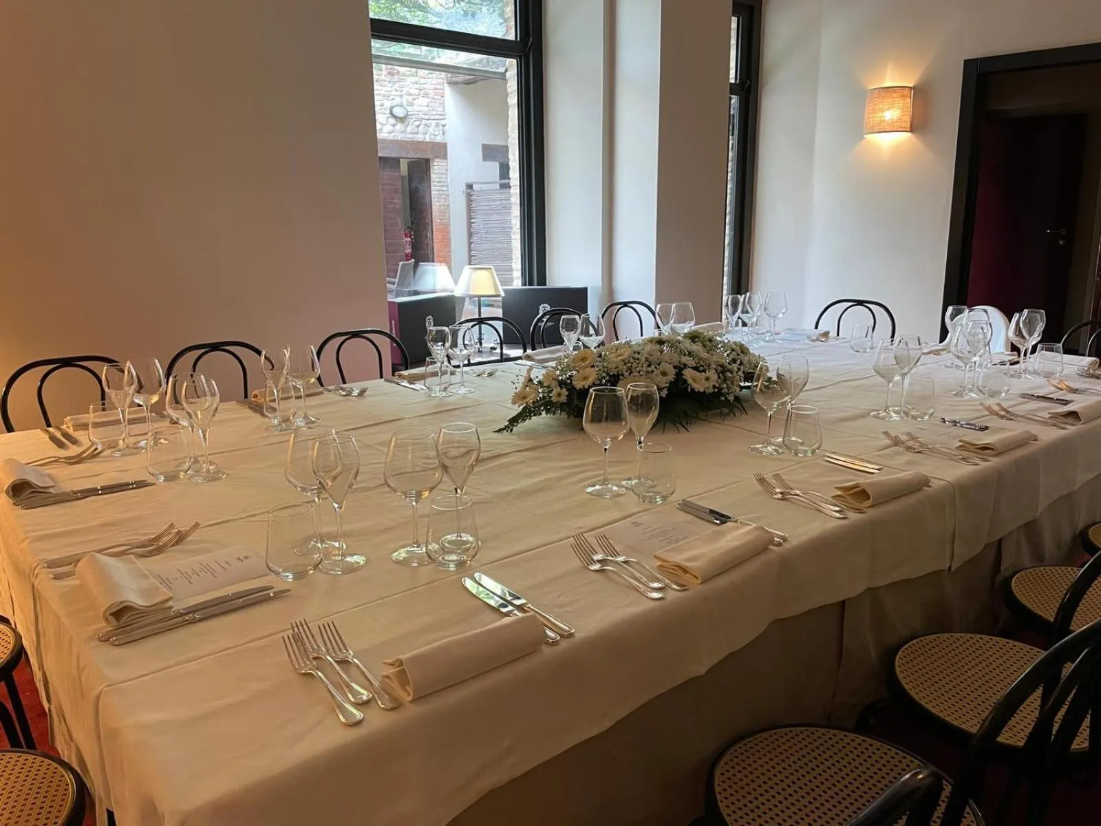 LEAR • Dining Club