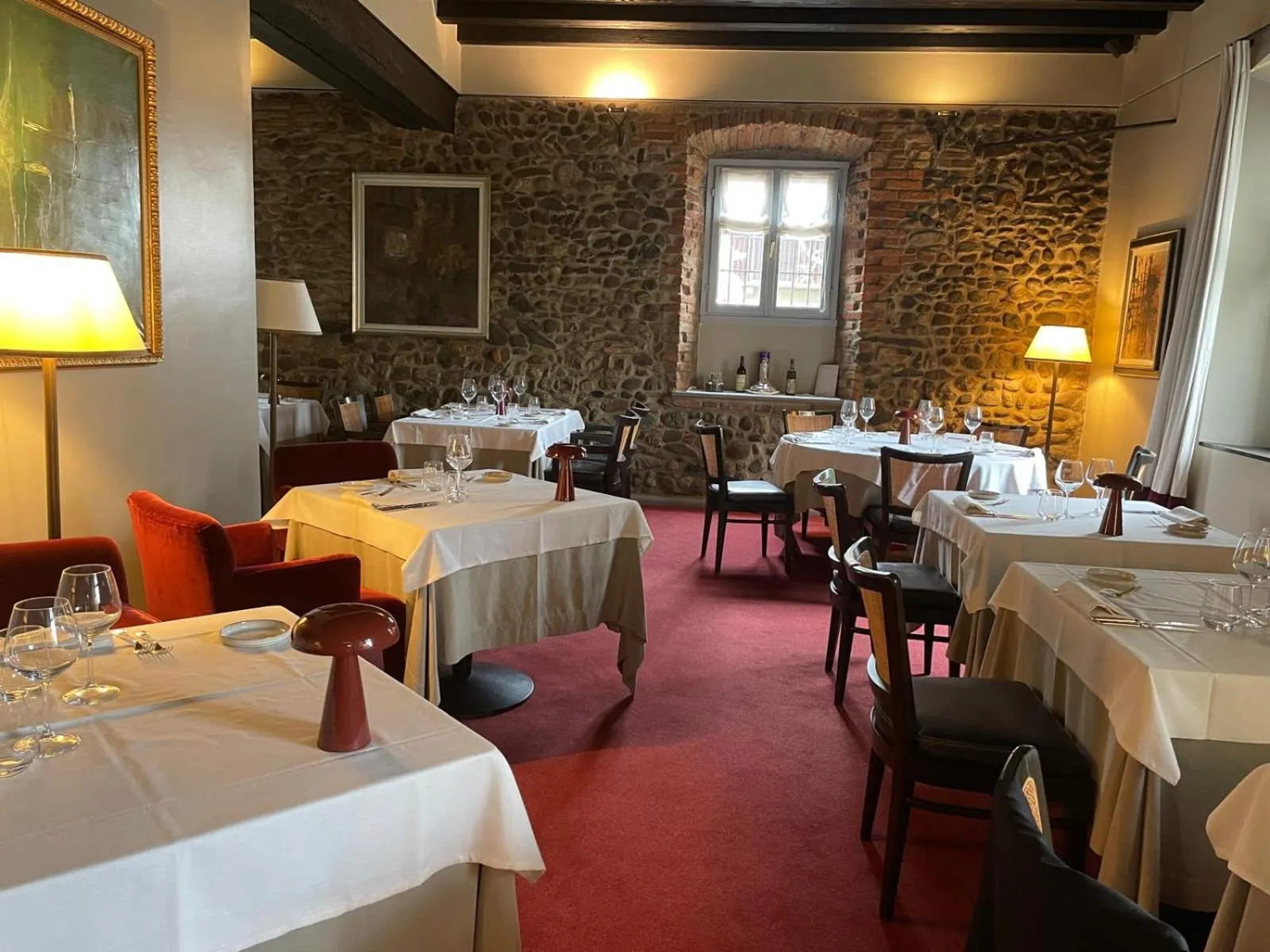 LEAR • Dining Club