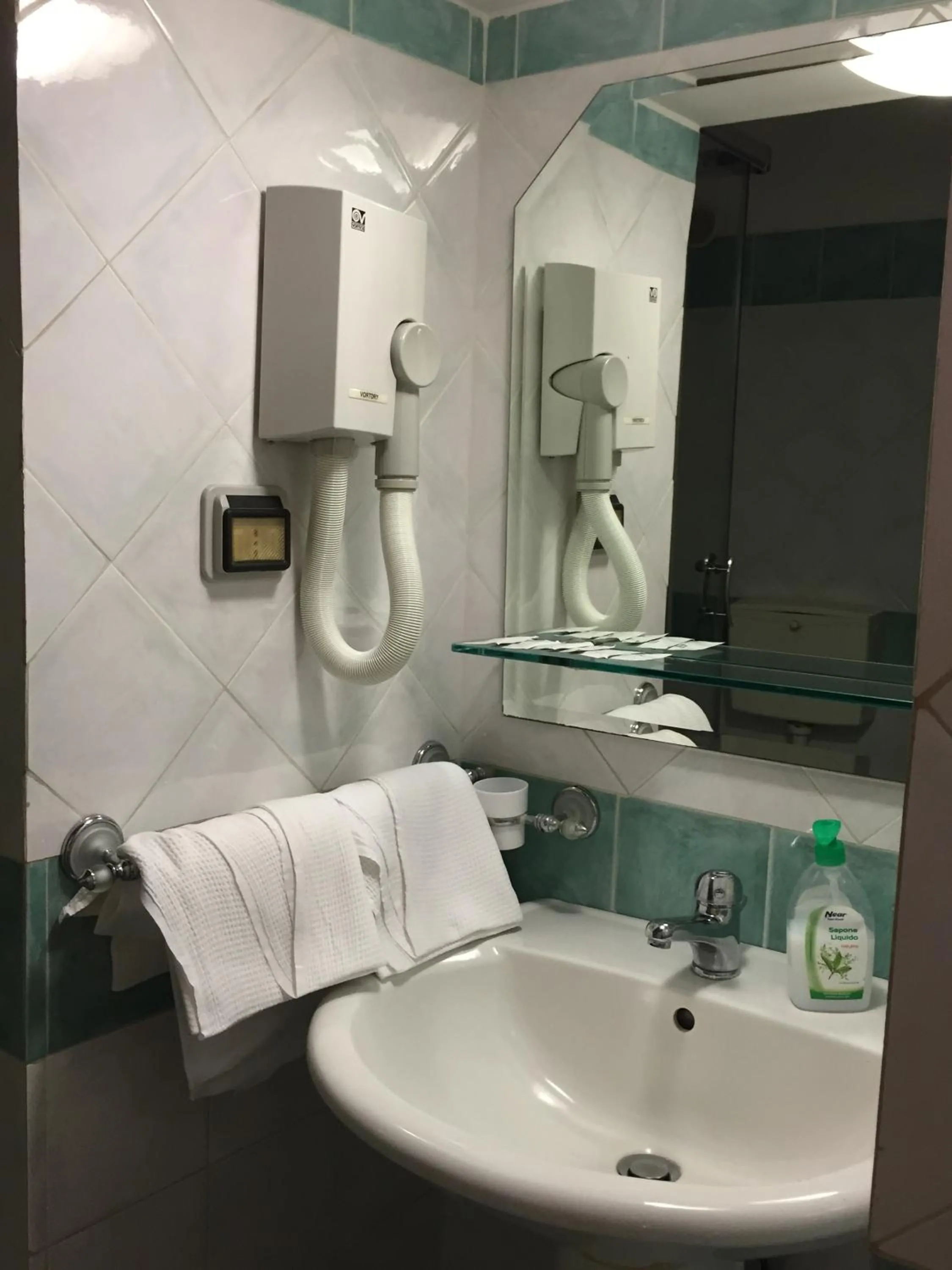 Bathroom in Hotel Centrale Europa