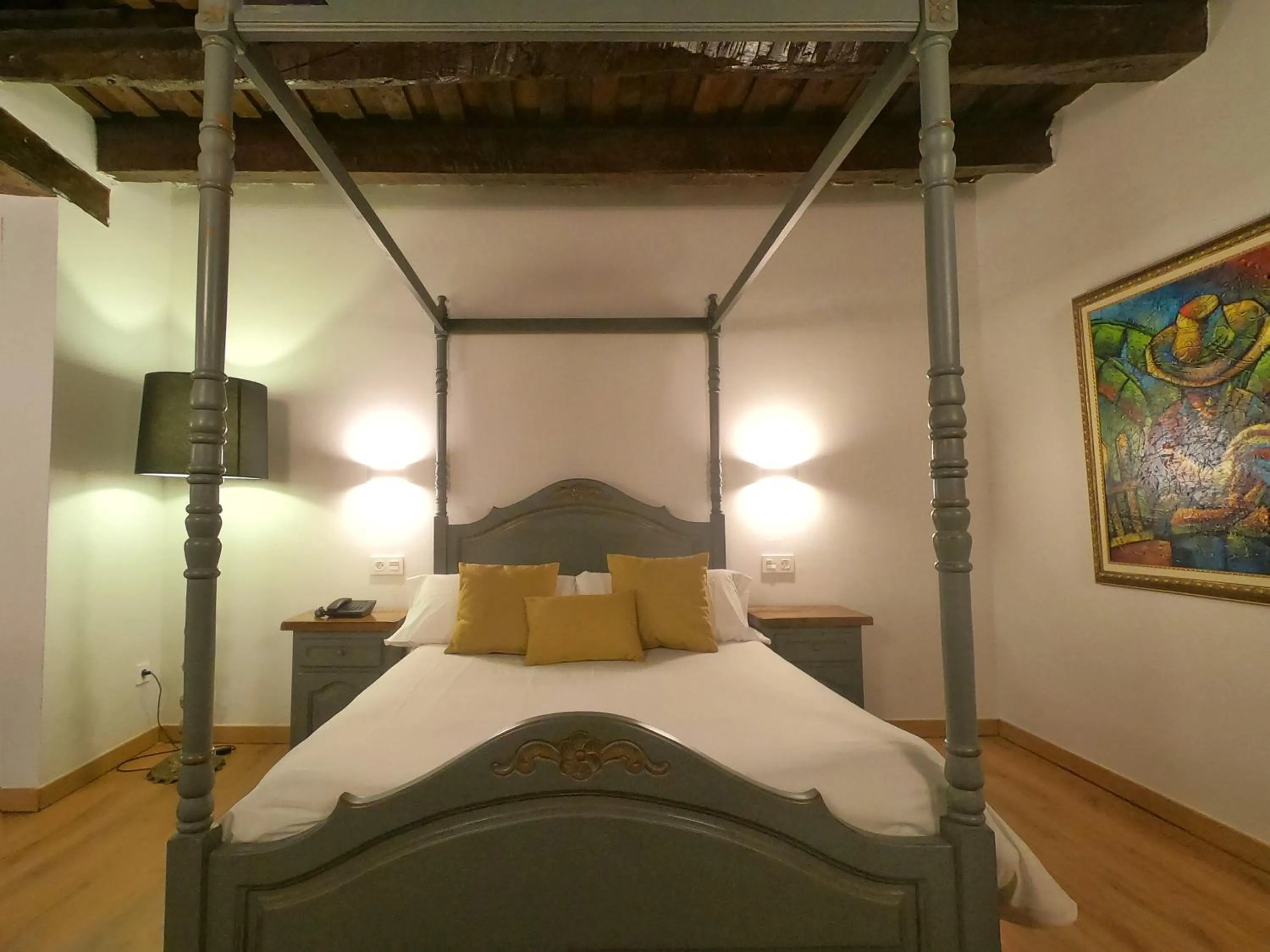 Bed in Palacio de Monjaraz