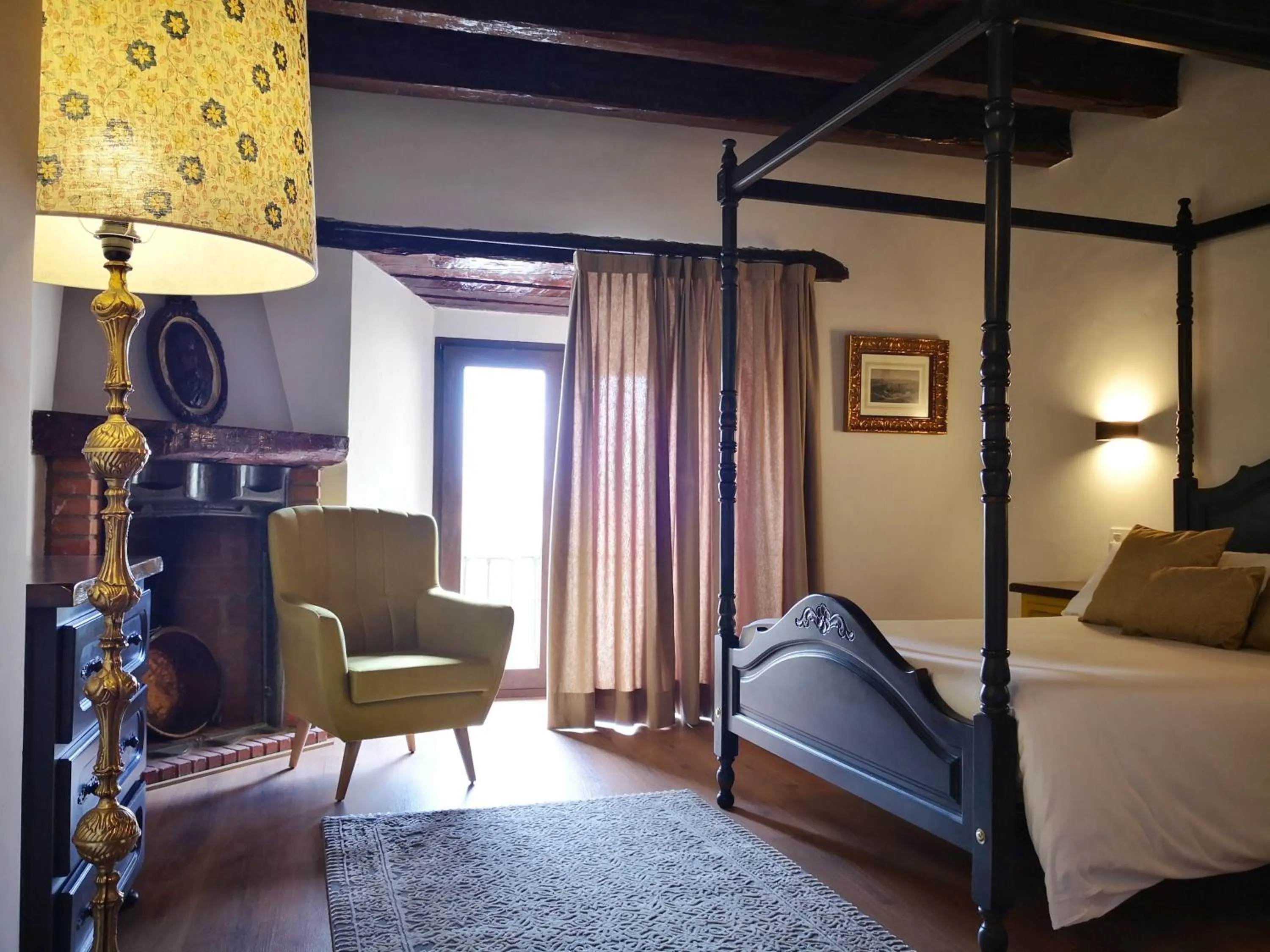 Bed in Palacio de Monjaraz