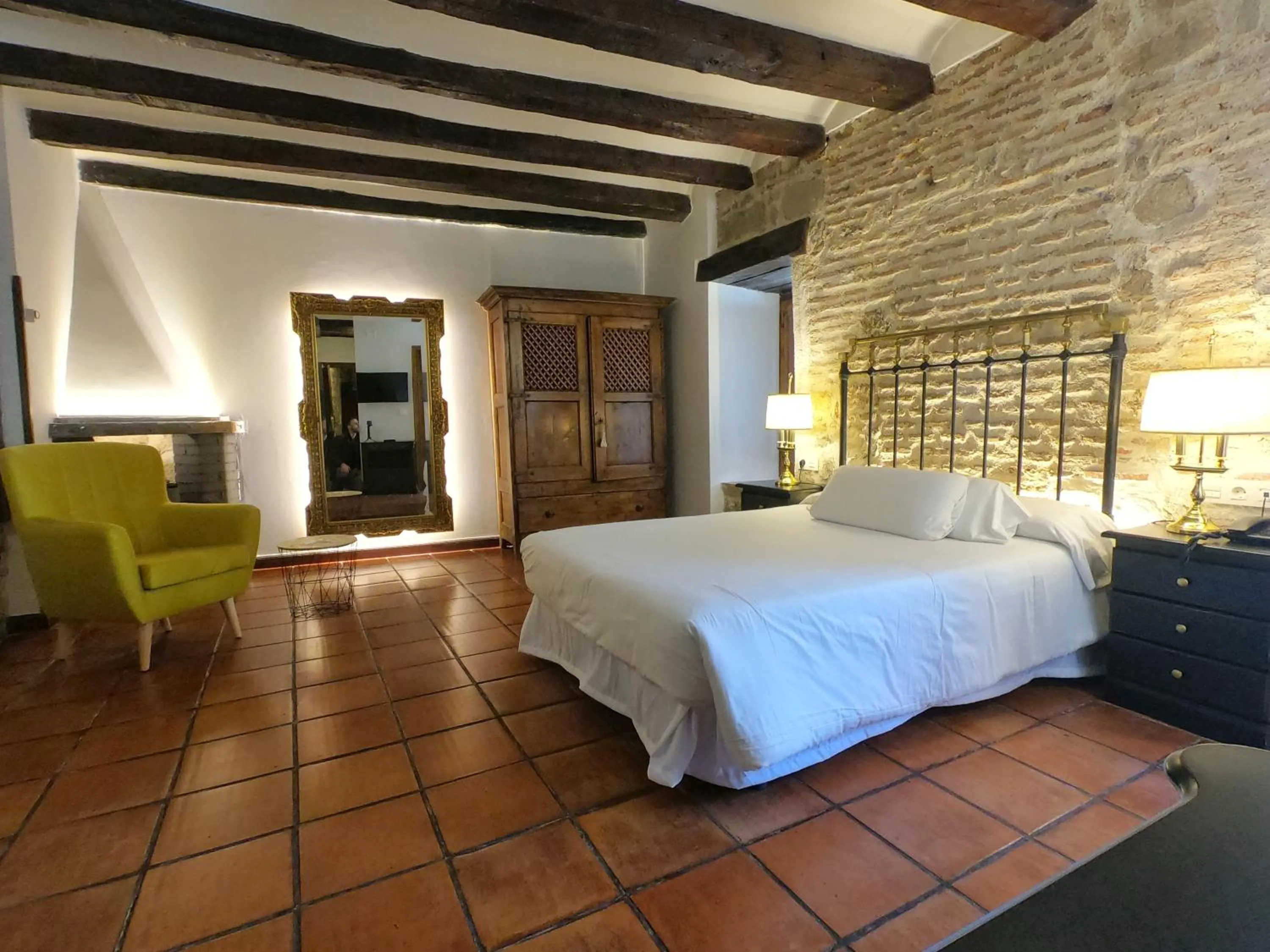 Bed in Palacio de Monjaraz