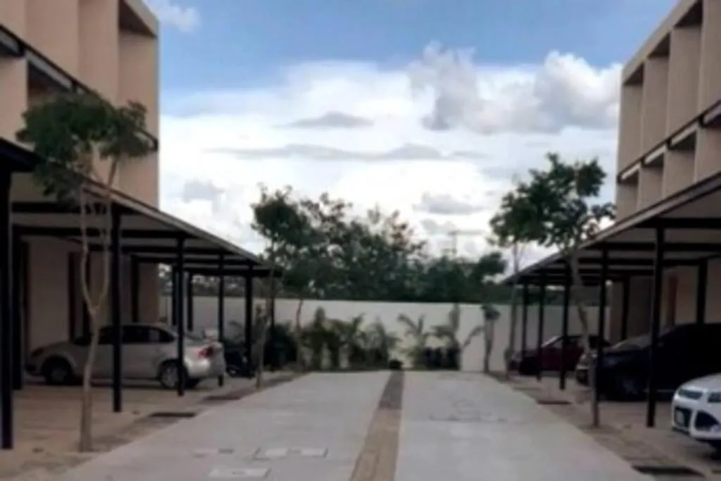 New & beautiful apartment GF with private pool