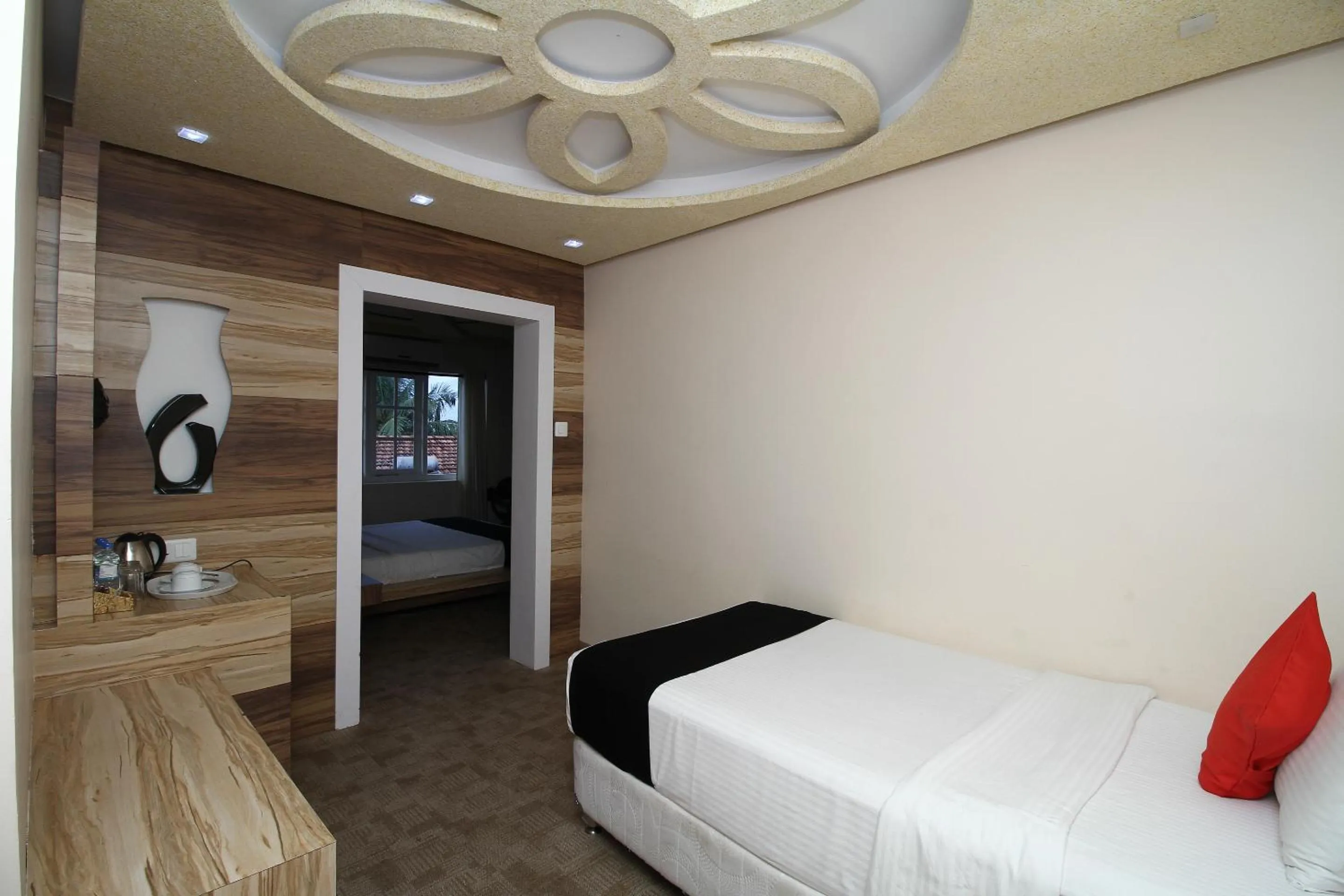 Bedroom in Royal Castle Hotel