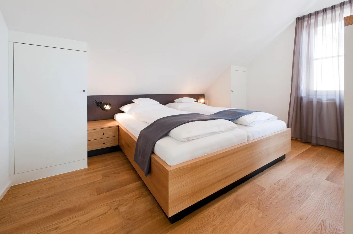 Bed in Apart Rosengarten