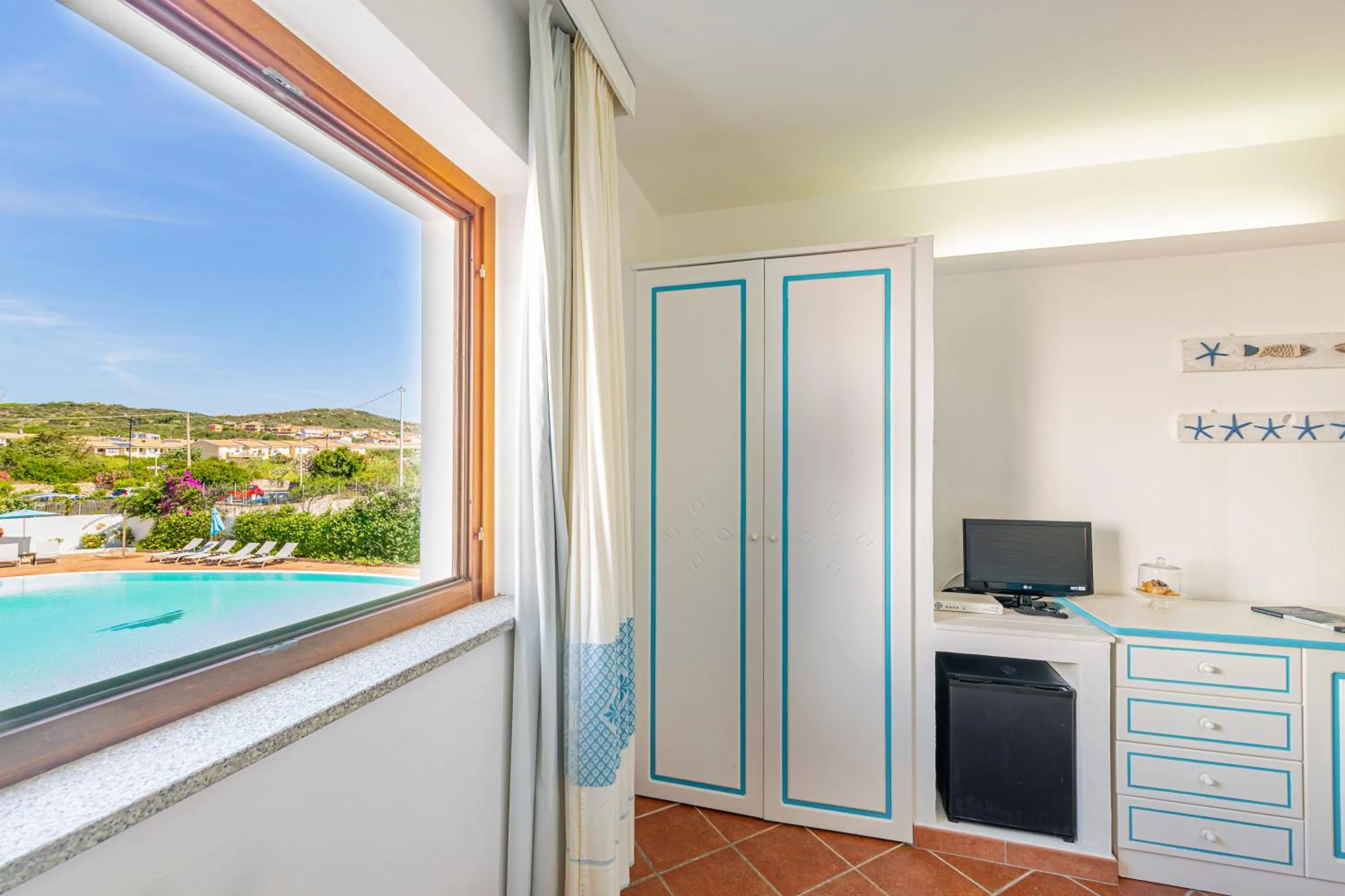 Photo of the whole room in LH Hotel La Funtana