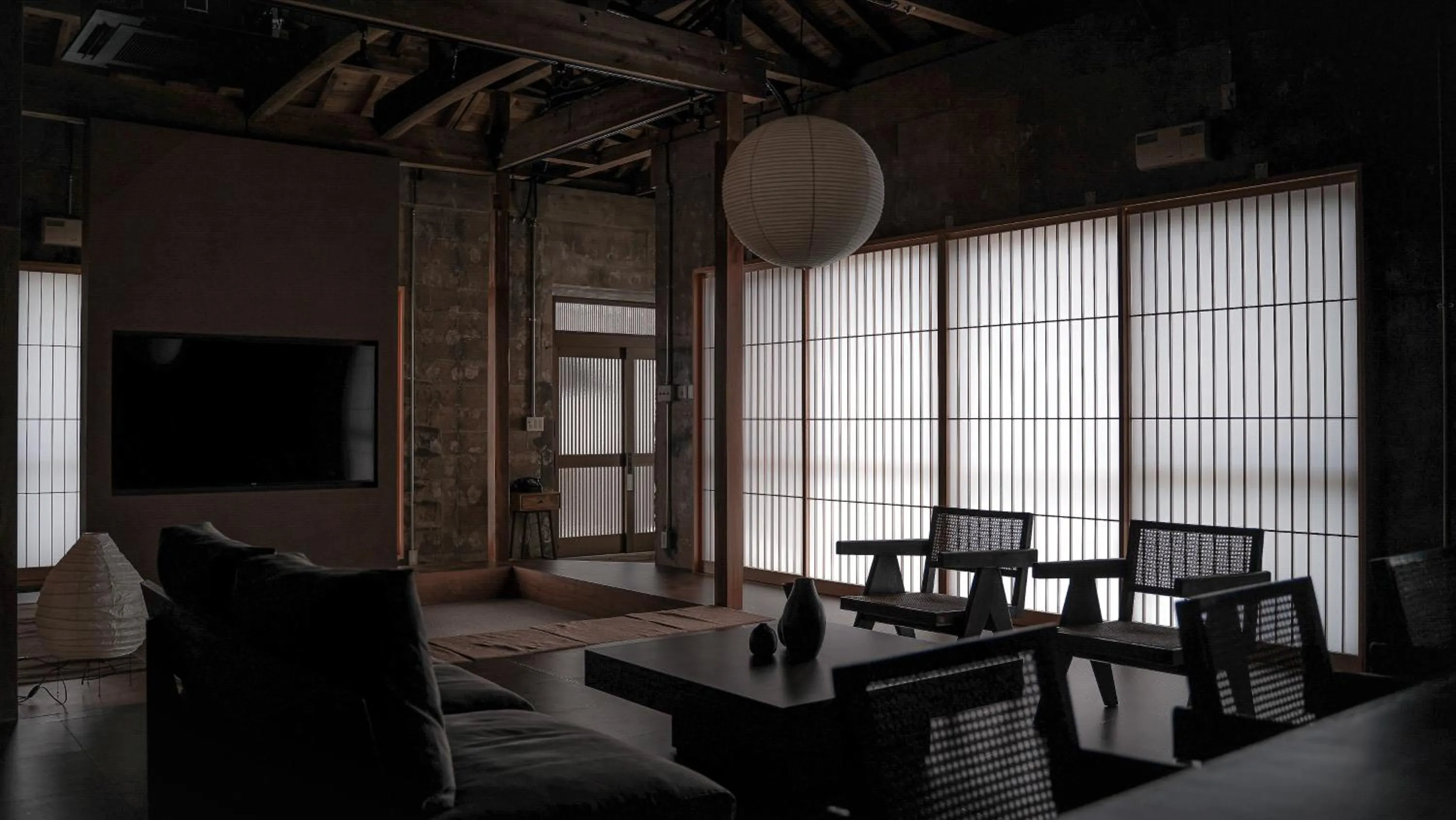 Living room in deigo ISHIGAKI ｜沖縄石垣島の一棟貸し別荘［泥娯］