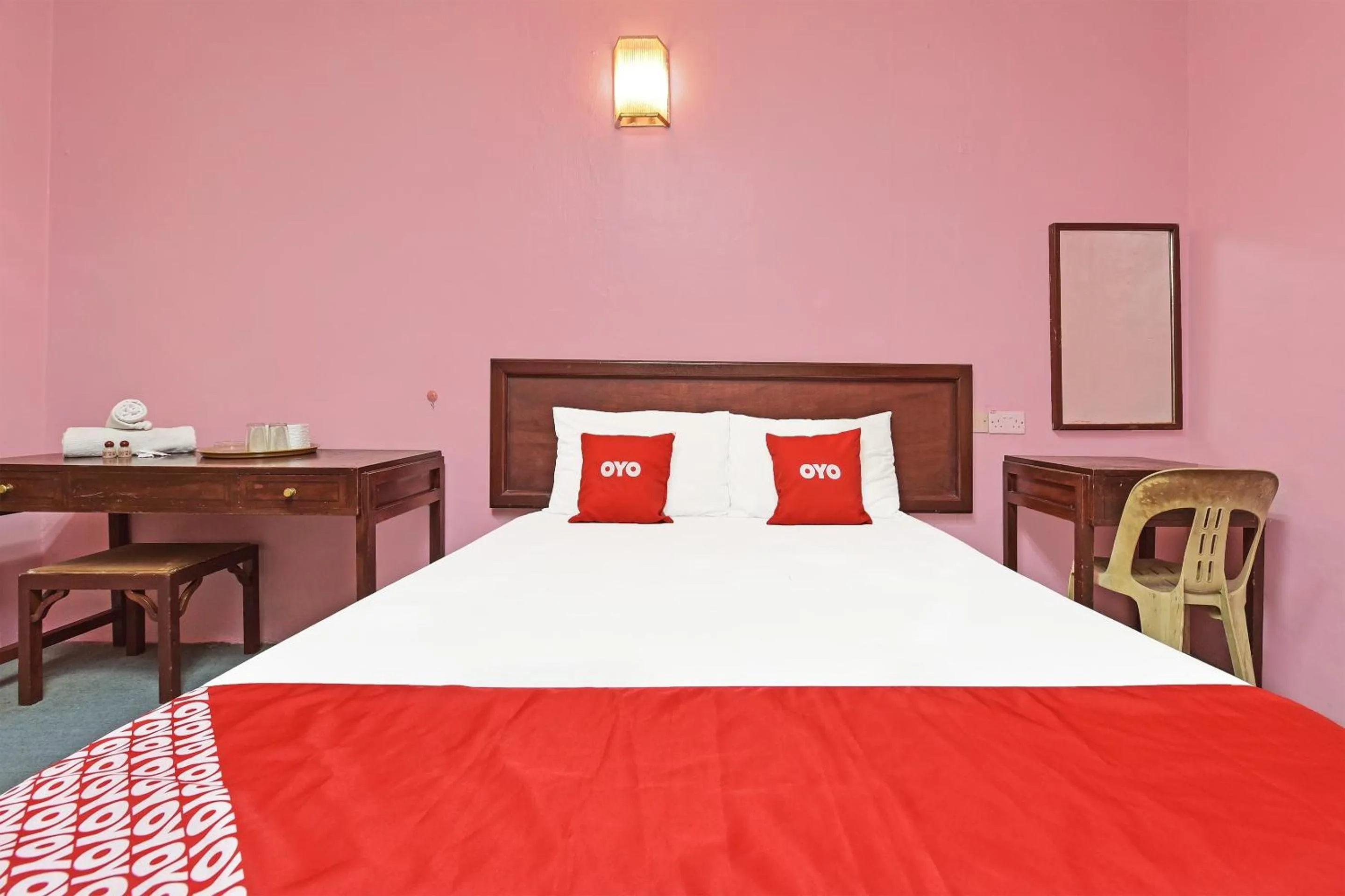 Bedroom, Bed in Hotel O Villa De Rose