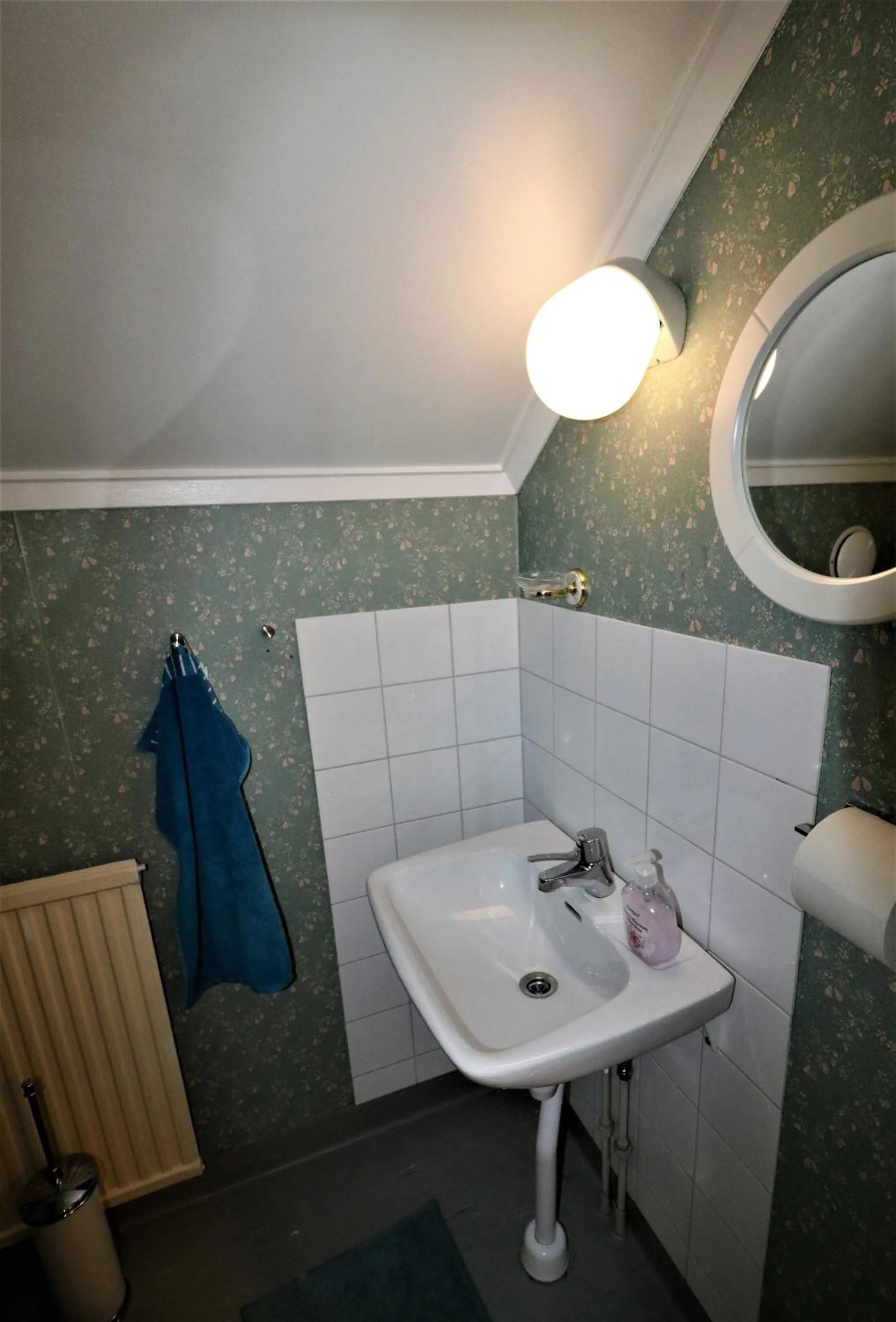 Toilet in RIBO Apartment Arctic