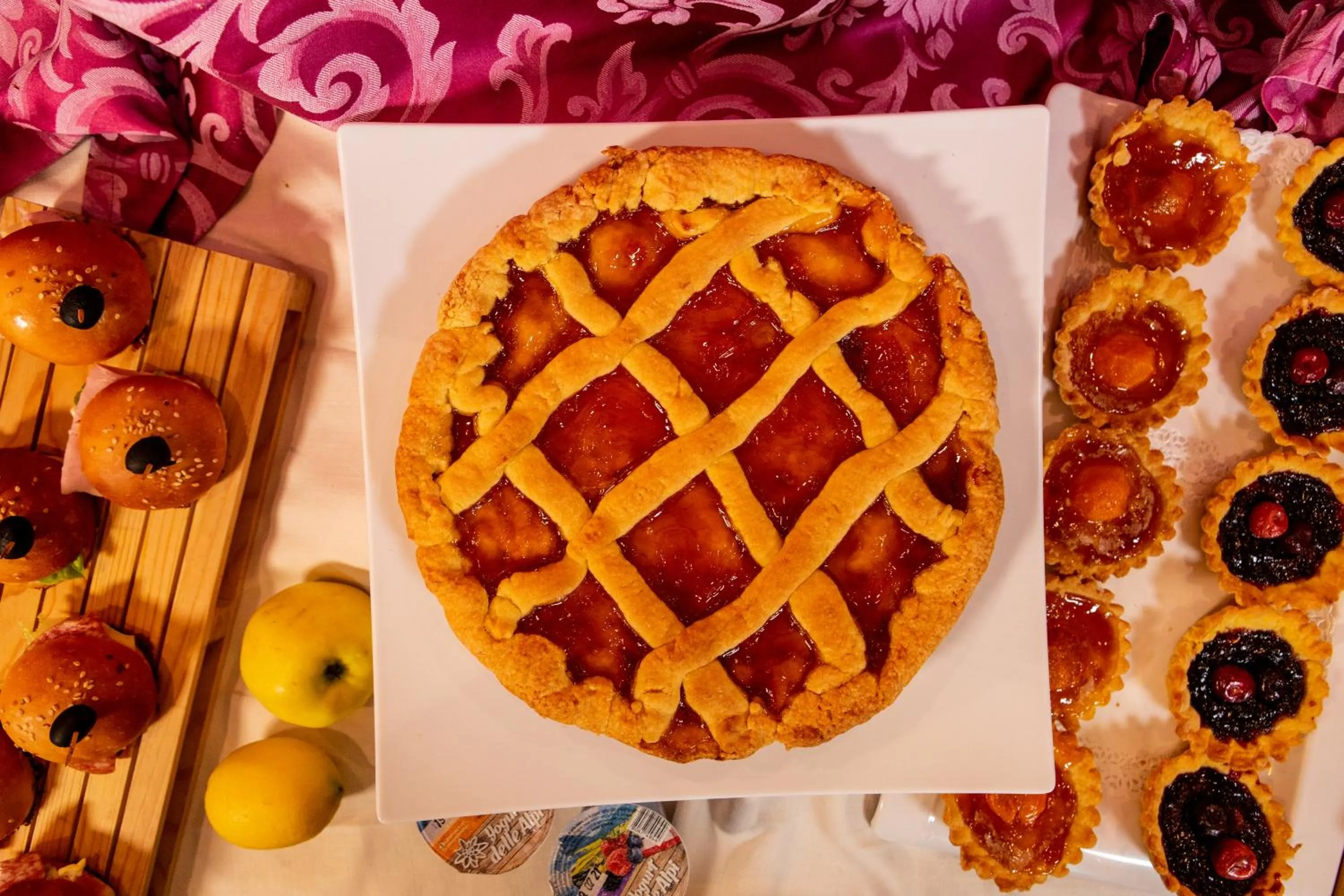 Buffet breakfast in Hotel Dusseldorf