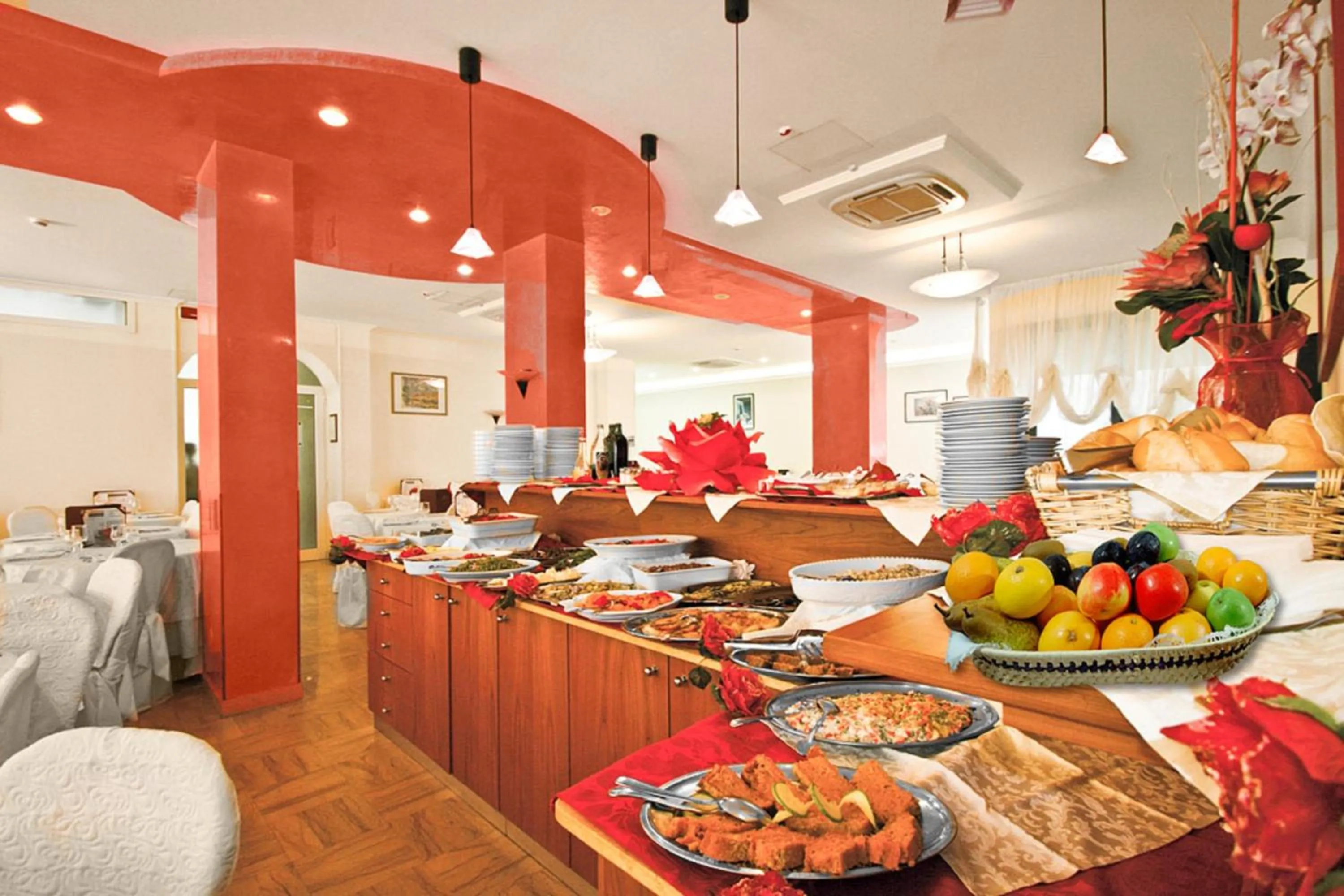 Restaurant/places to eat in Hotel Dusseldorf