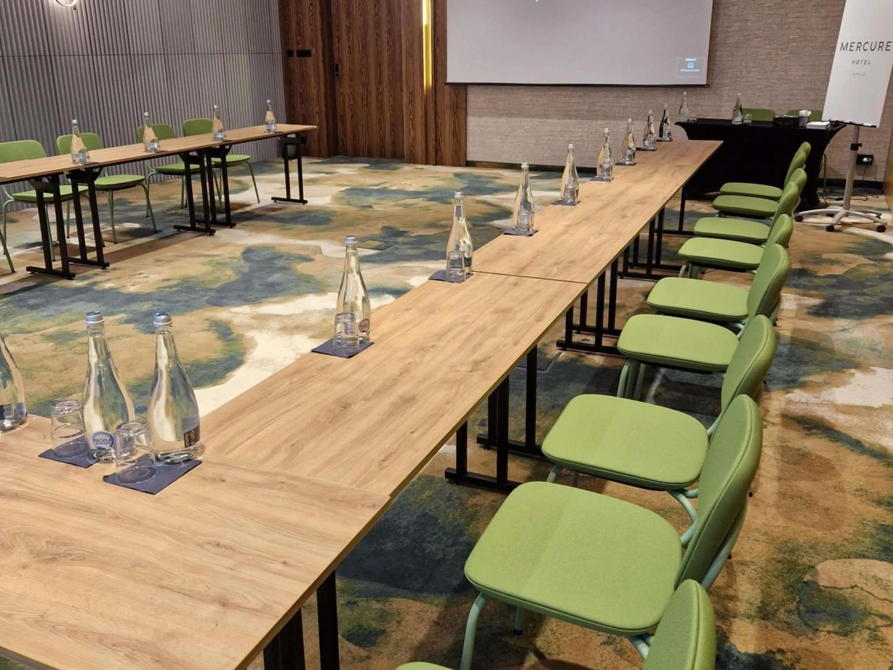 Business facilities in Mercure Opole