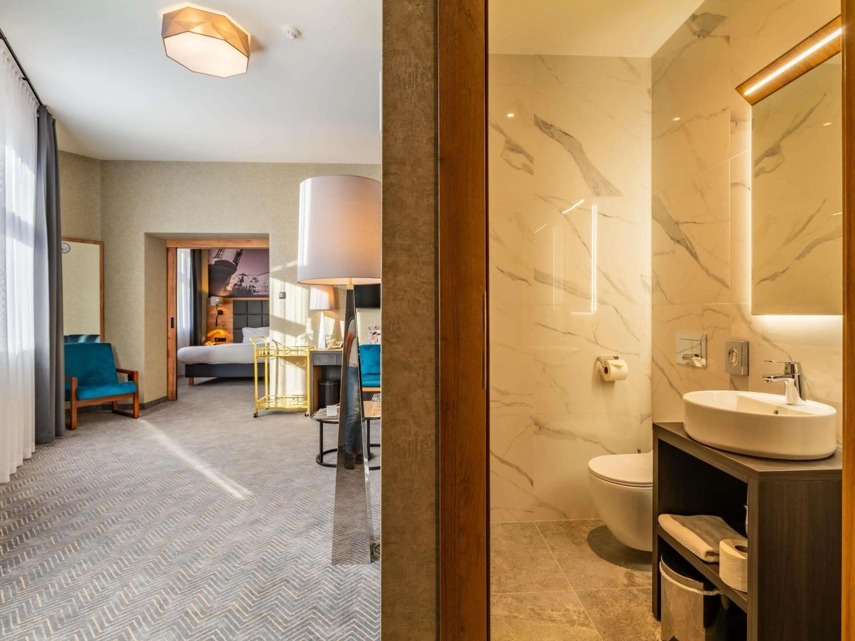 Bedroom in Mercure Opole