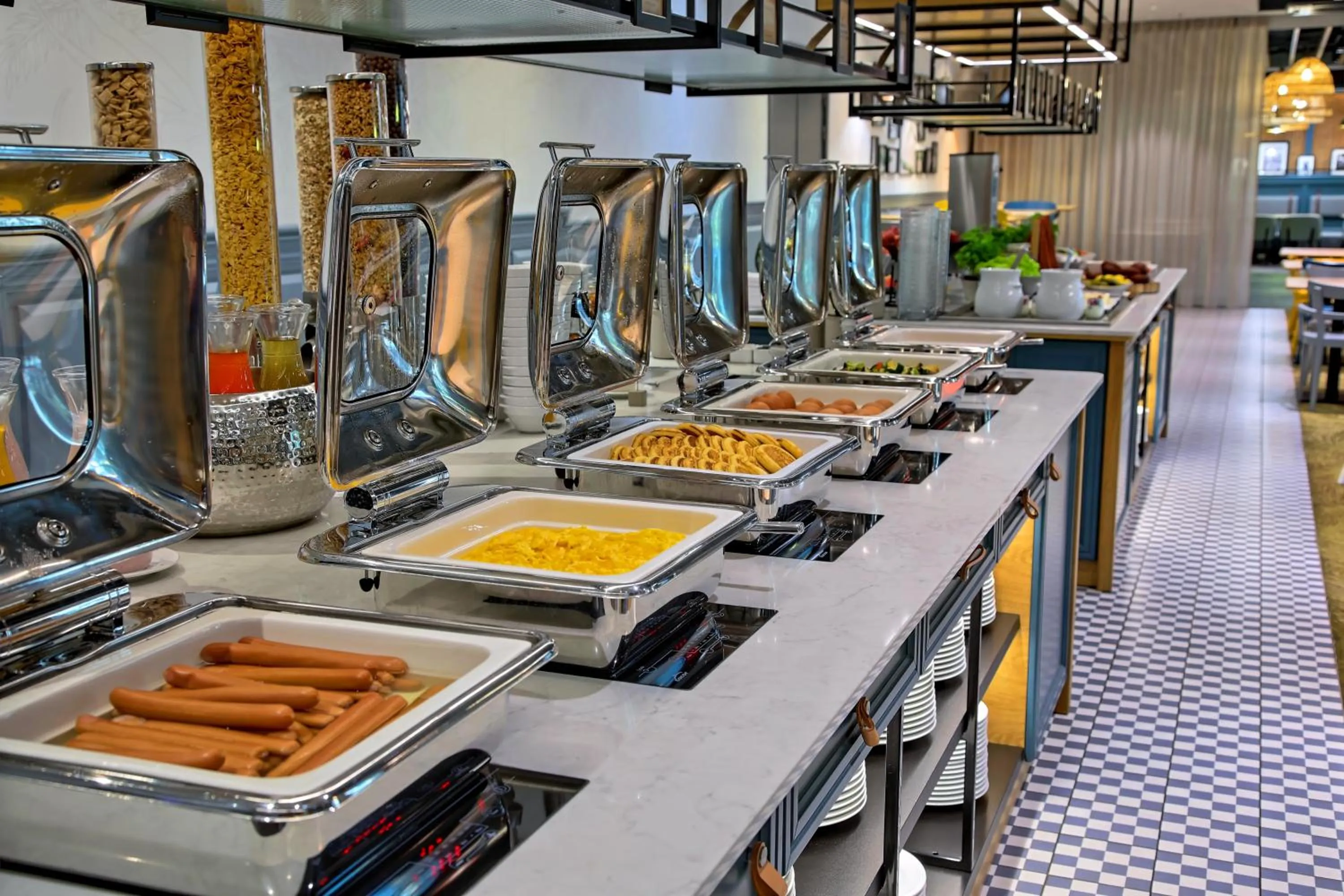 Restaurant/places to eat in Mercure Wrocław Centrum