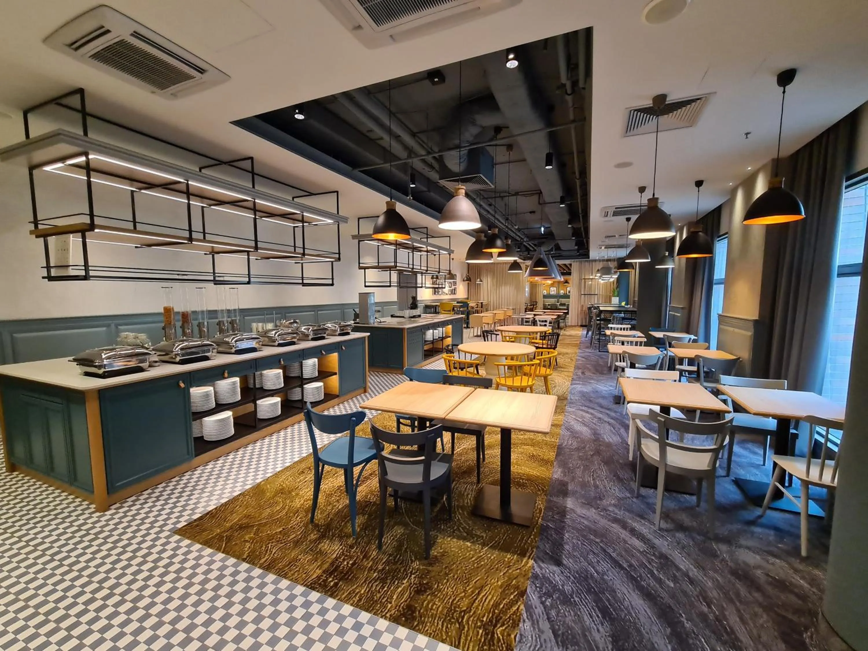 Restaurant/places to eat in Mercure Wrocław Centrum