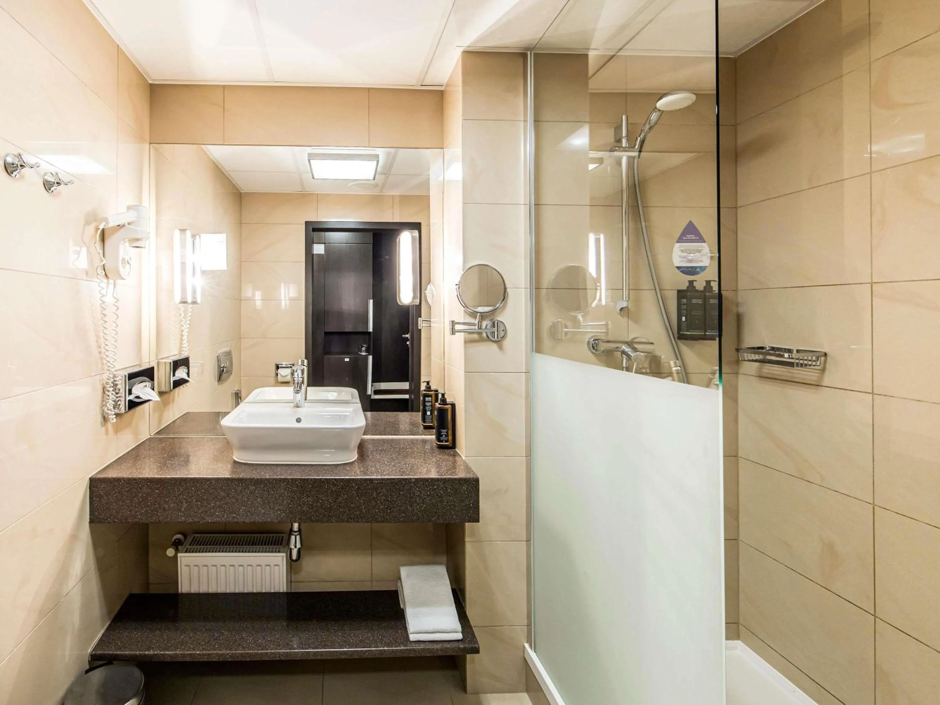 Bedroom in Mercure Wrocław Centrum