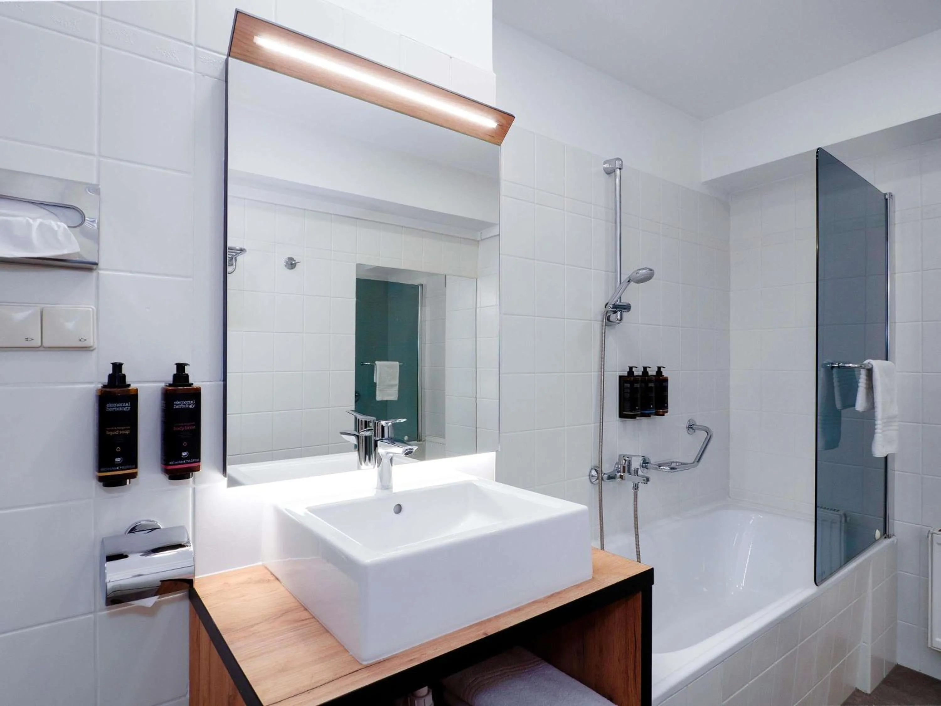 Bedroom in Mercure Czestochowa Centrum