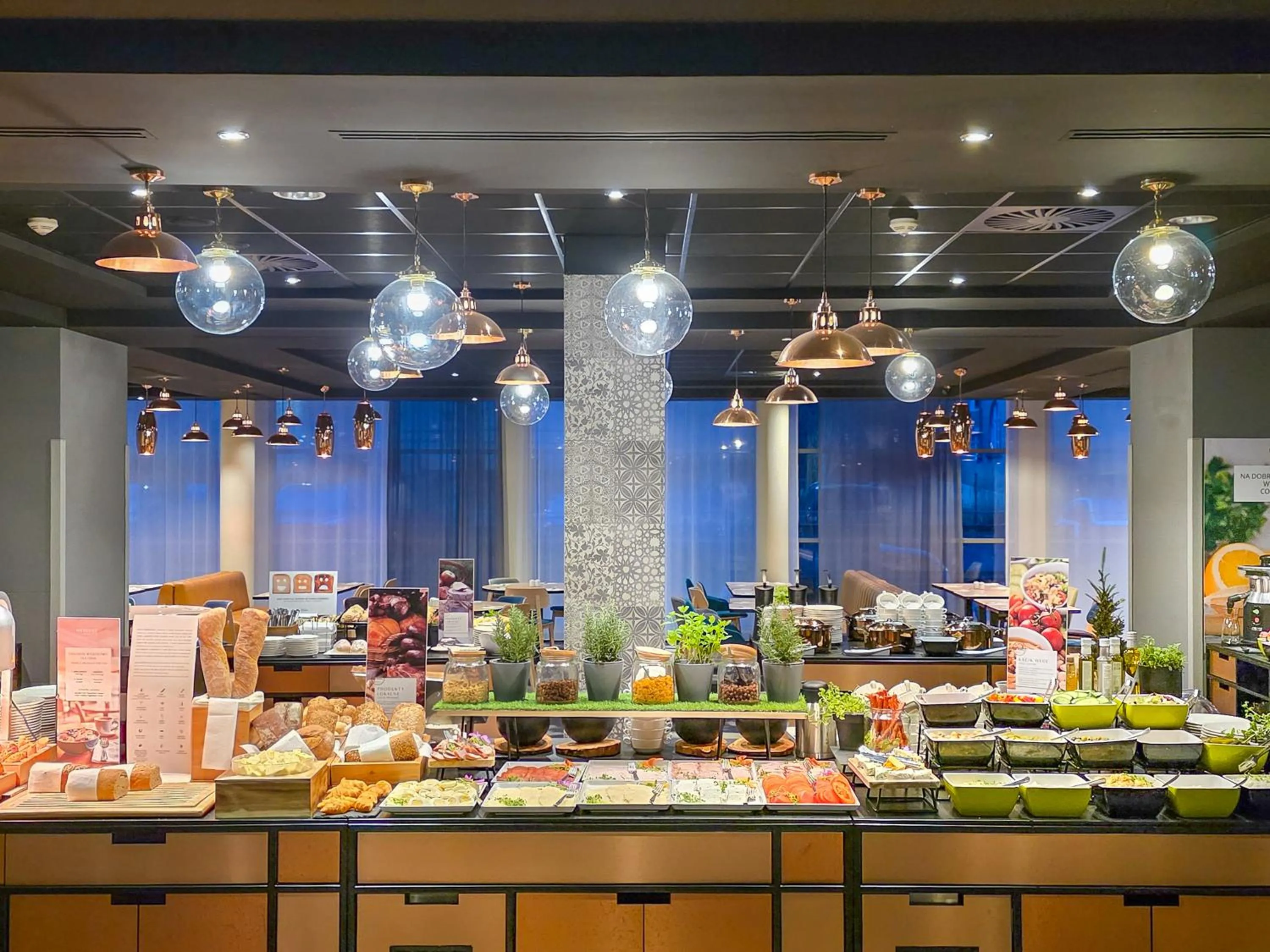 Breakfast in Hotel Mercure Poznań Centrum