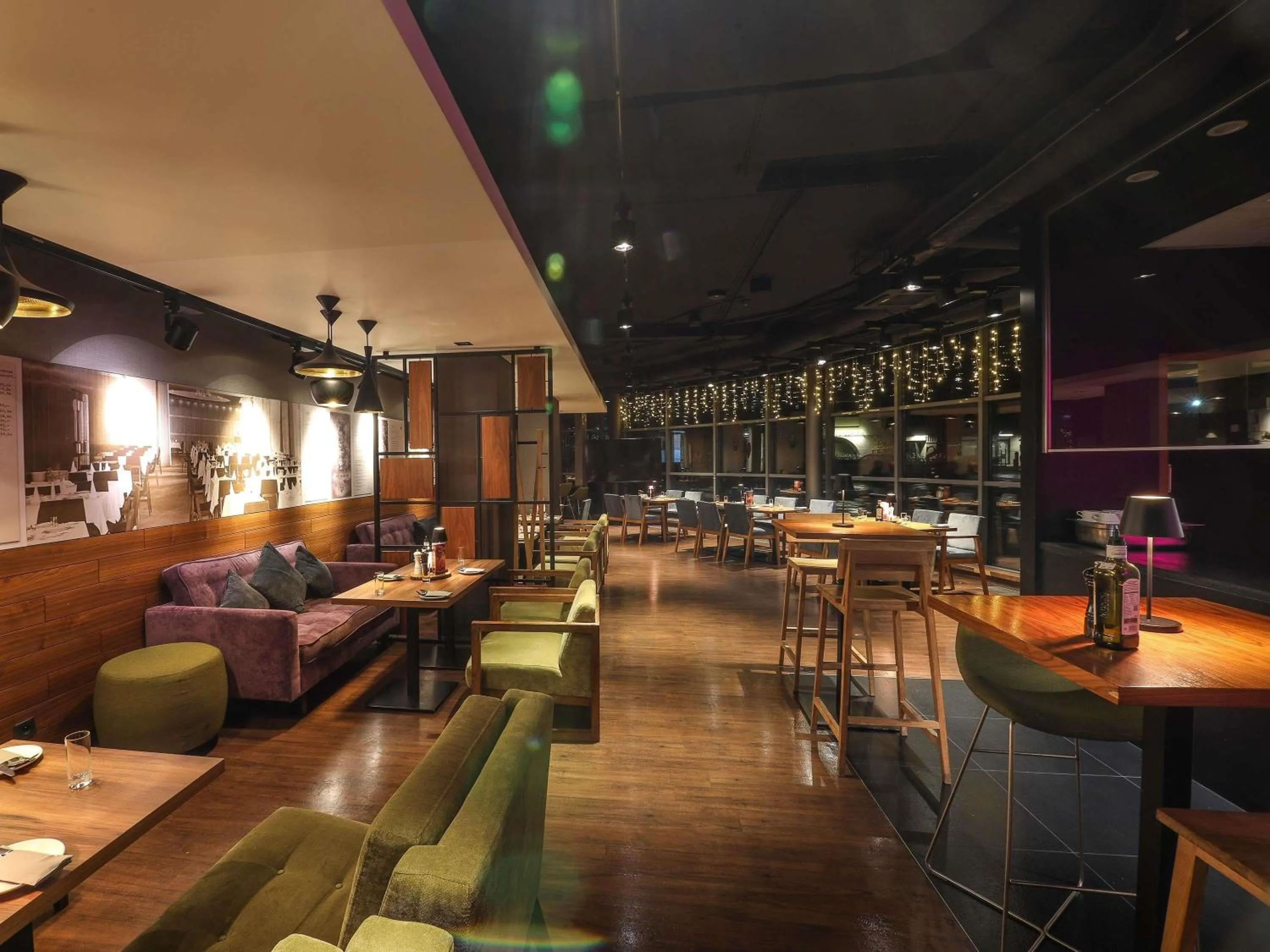 Restaurant/places to eat in Hotel Mercure Poznań Centrum