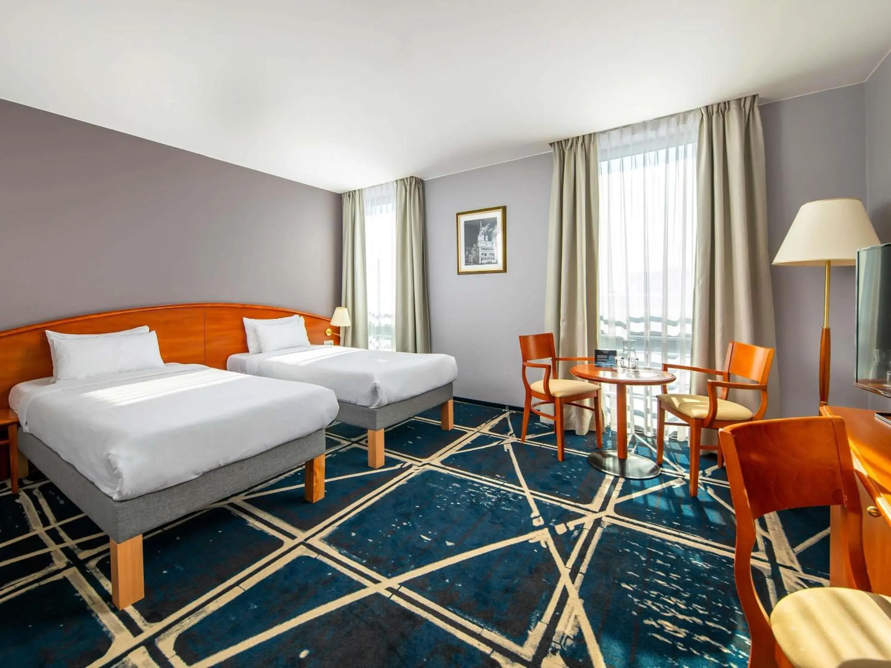 Standard Twin Room in Hotel Mercure Poznań Centrum Standard Twin Room in Hotel Mercure Poznań Centrum