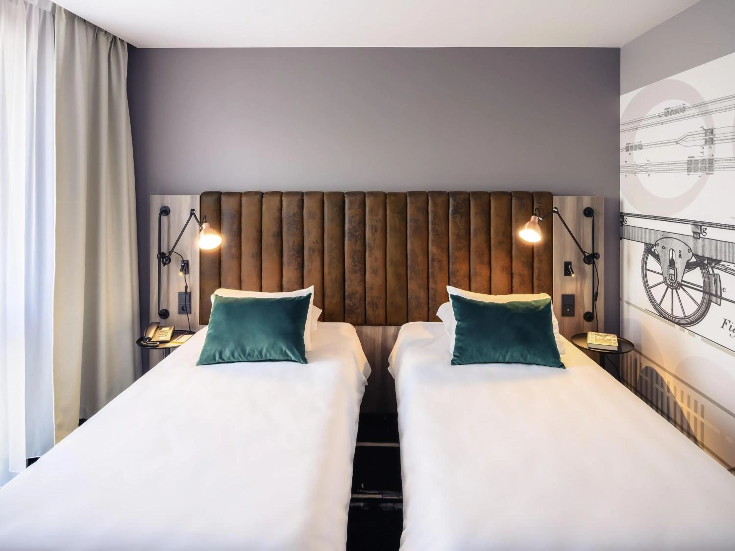 Bedroom, Bed in Hotel Mercure Poznań Centrum