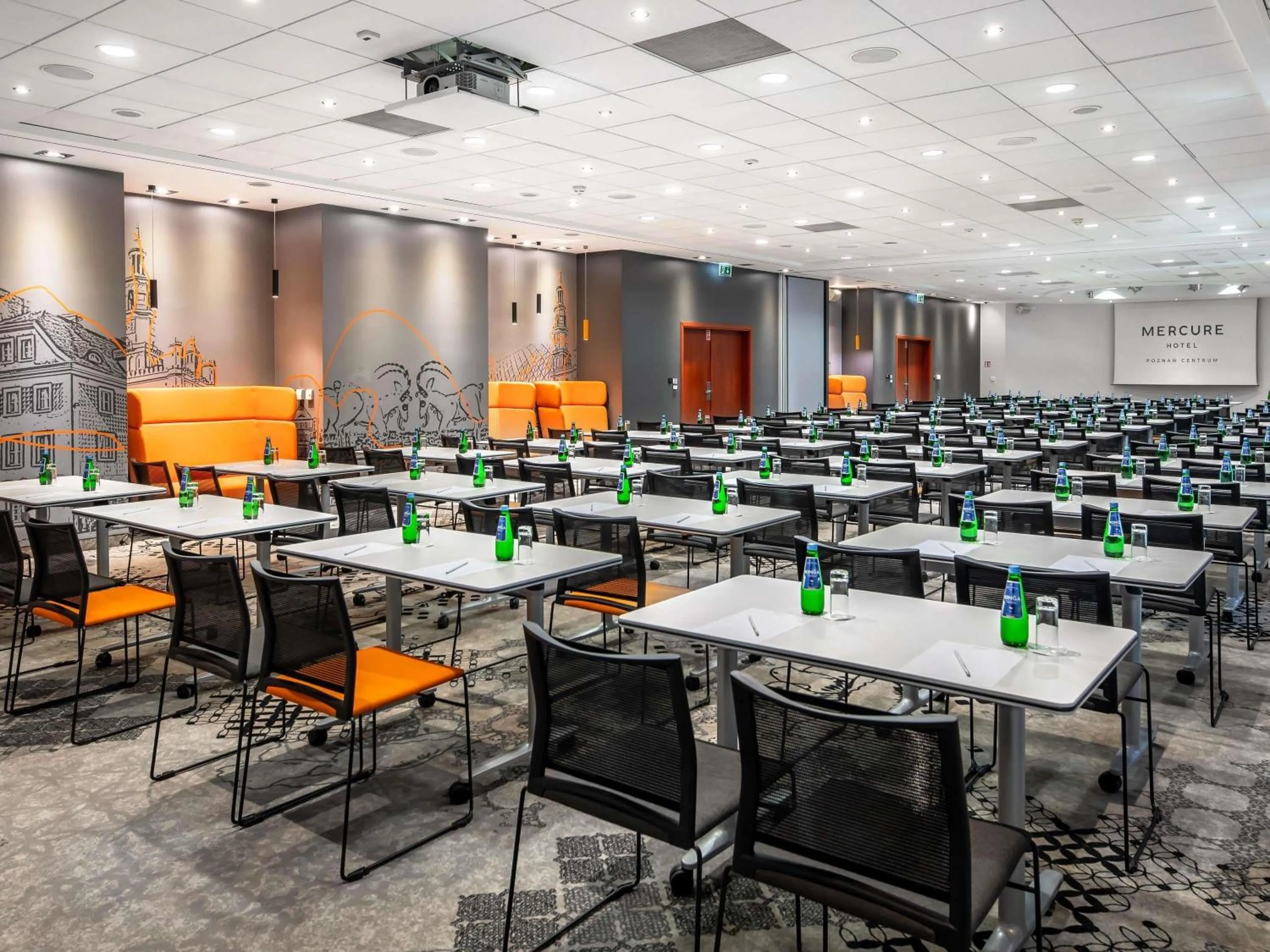 Meeting/conference room in Hotel Mercure Poznań Centrum