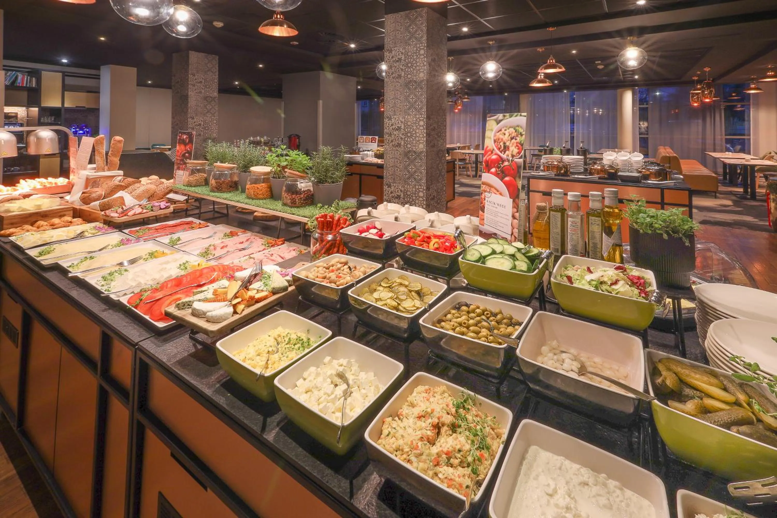 Breakfast in Hotel Mercure Poznań Centrum