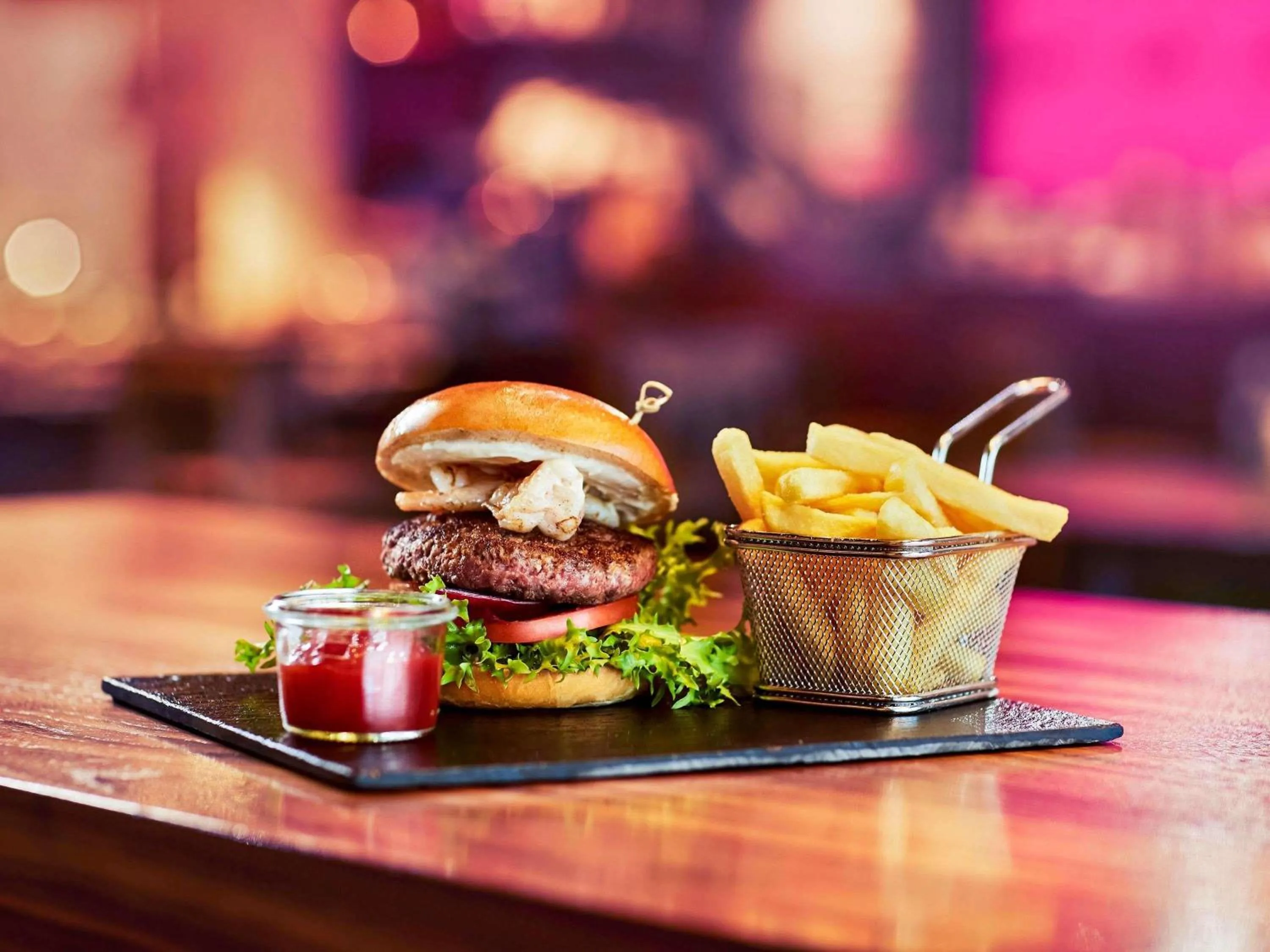 Restaurant/places to eat in Hotel Mercure Poznań Centrum