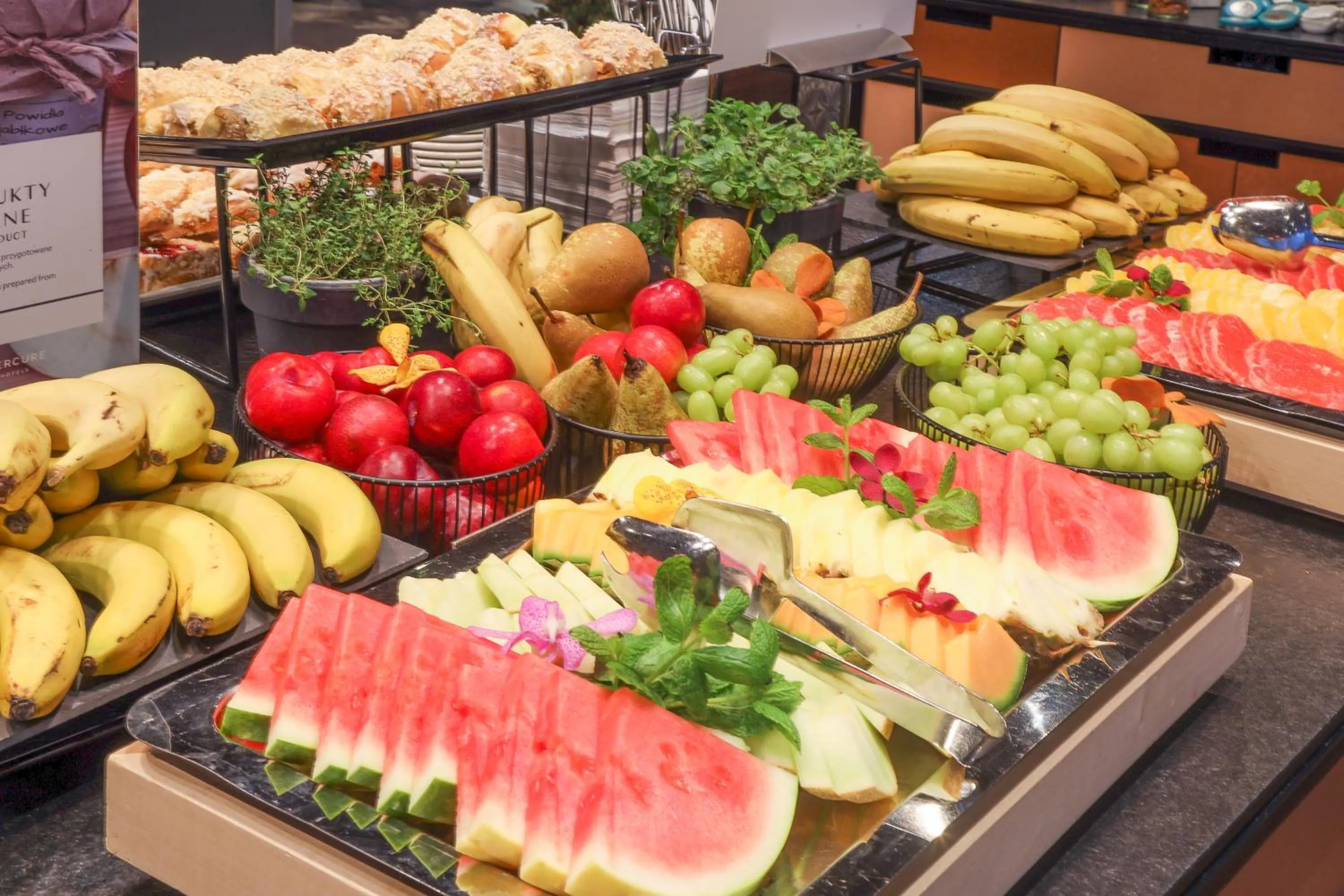 Breakfast in Hotel Mercure Poznań Centrum