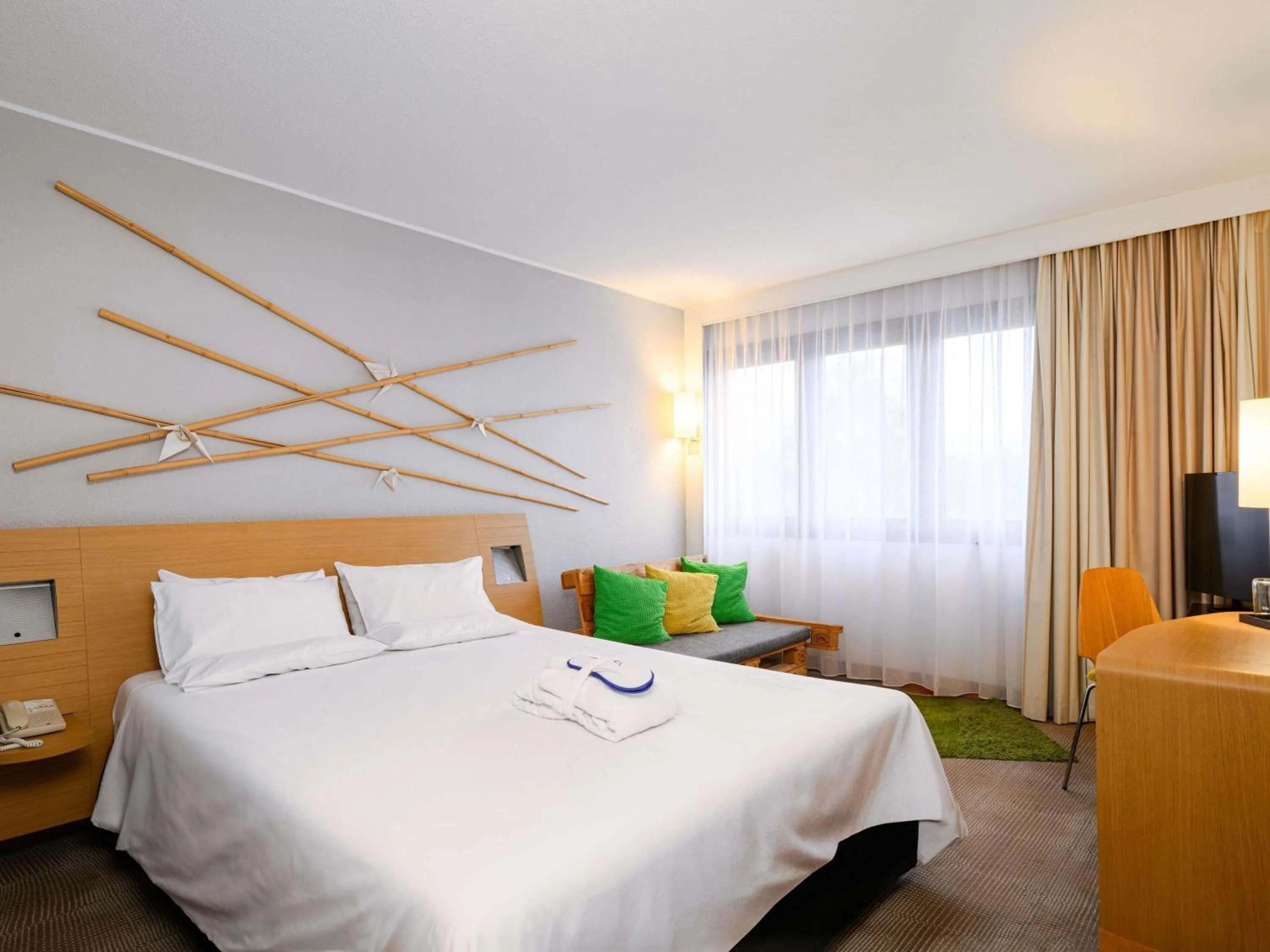 Bedroom, Bed in Novotel Gdansk Centrum