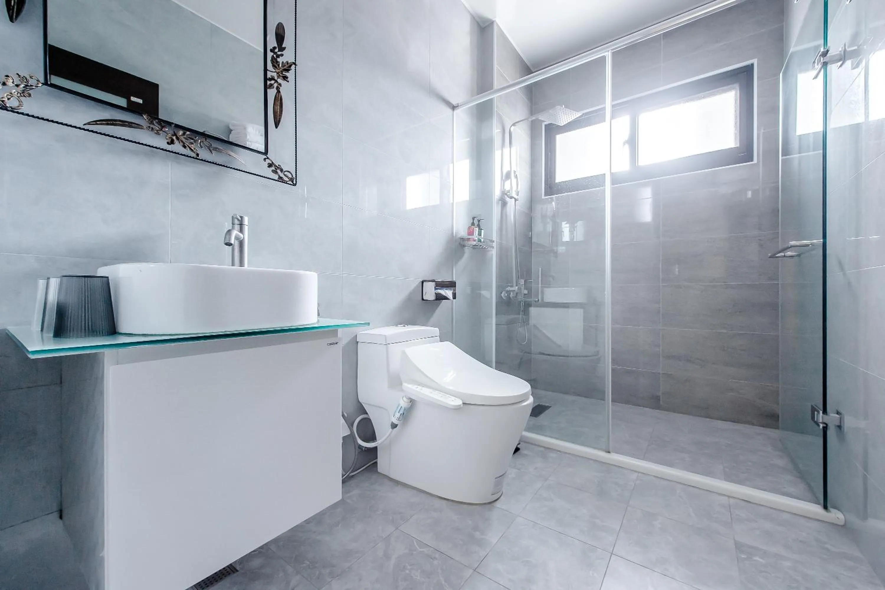 Shower in Choco Style Inn