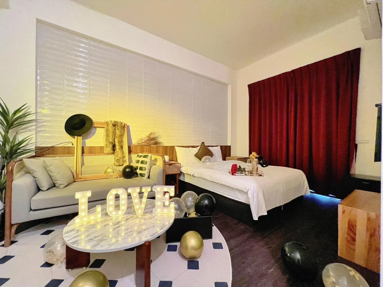 Bedroom, Bed in Choco Style Inn