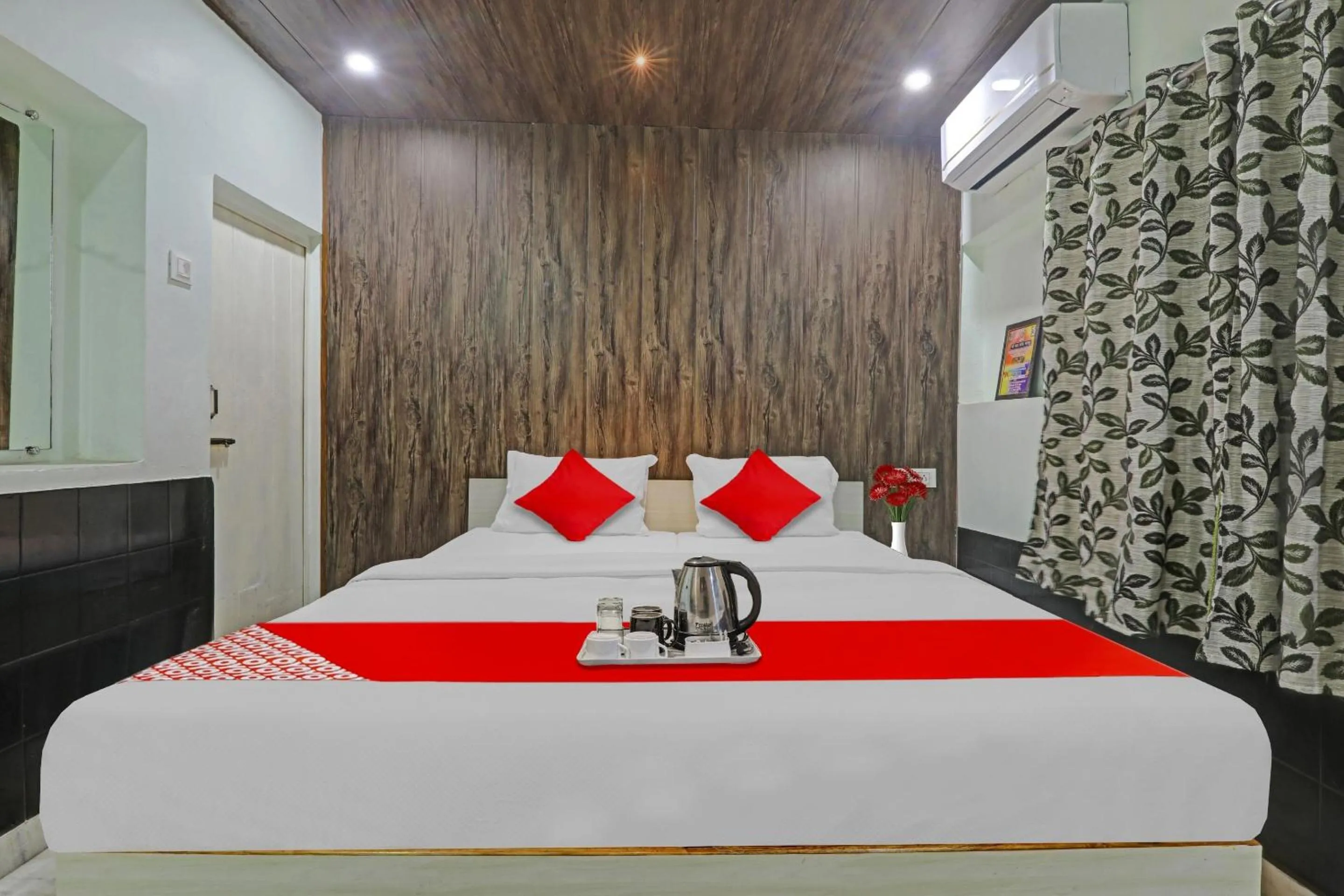 Bedroom in Hotel O Surbhi G House