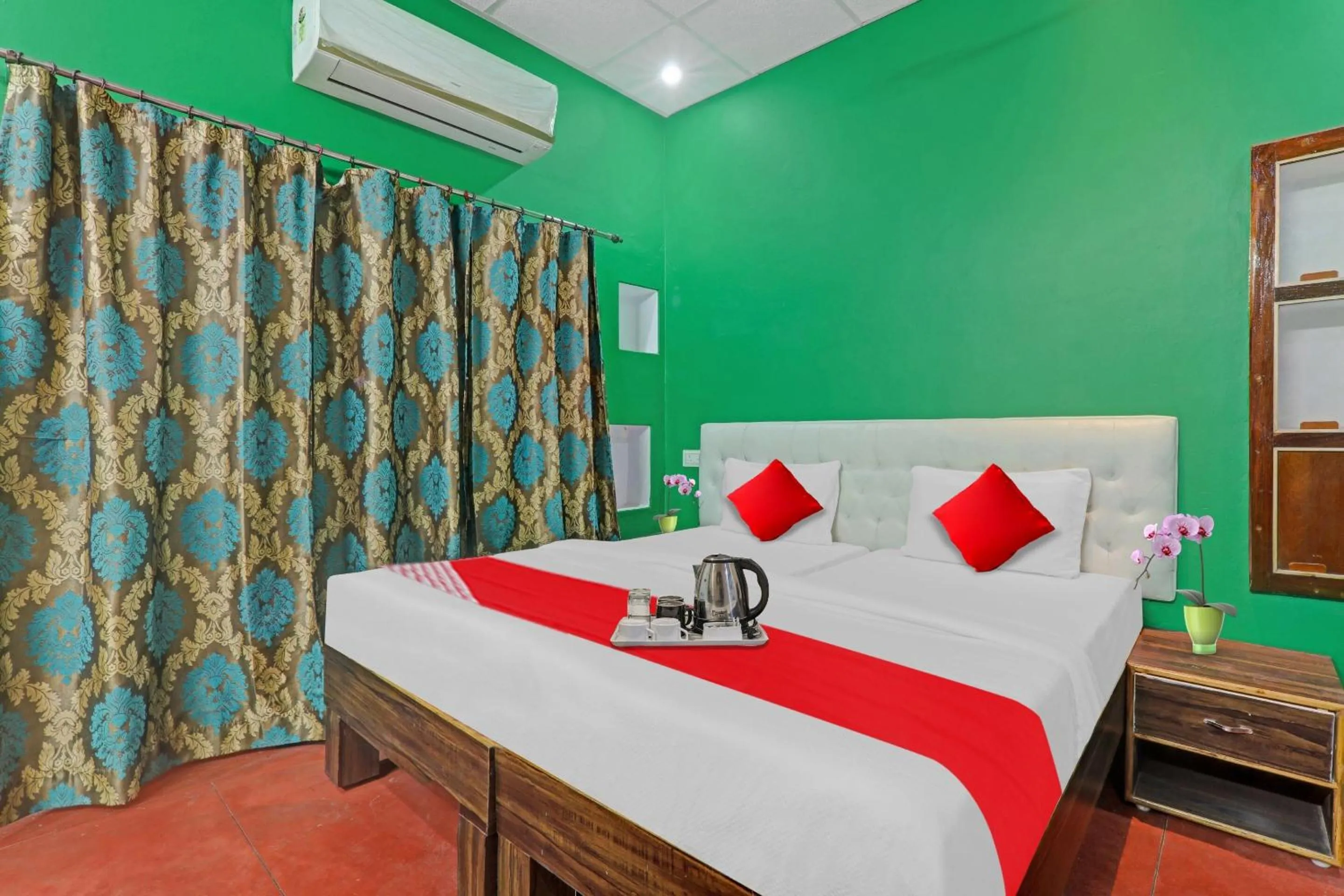 Bedroom in Hotel O Surbhi G House