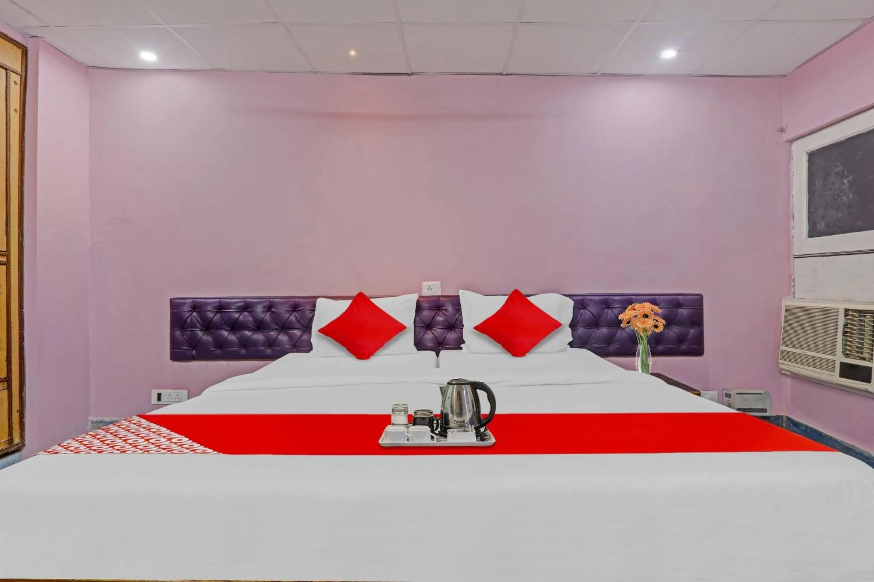 Bedroom in Hotel O Surbhi G House