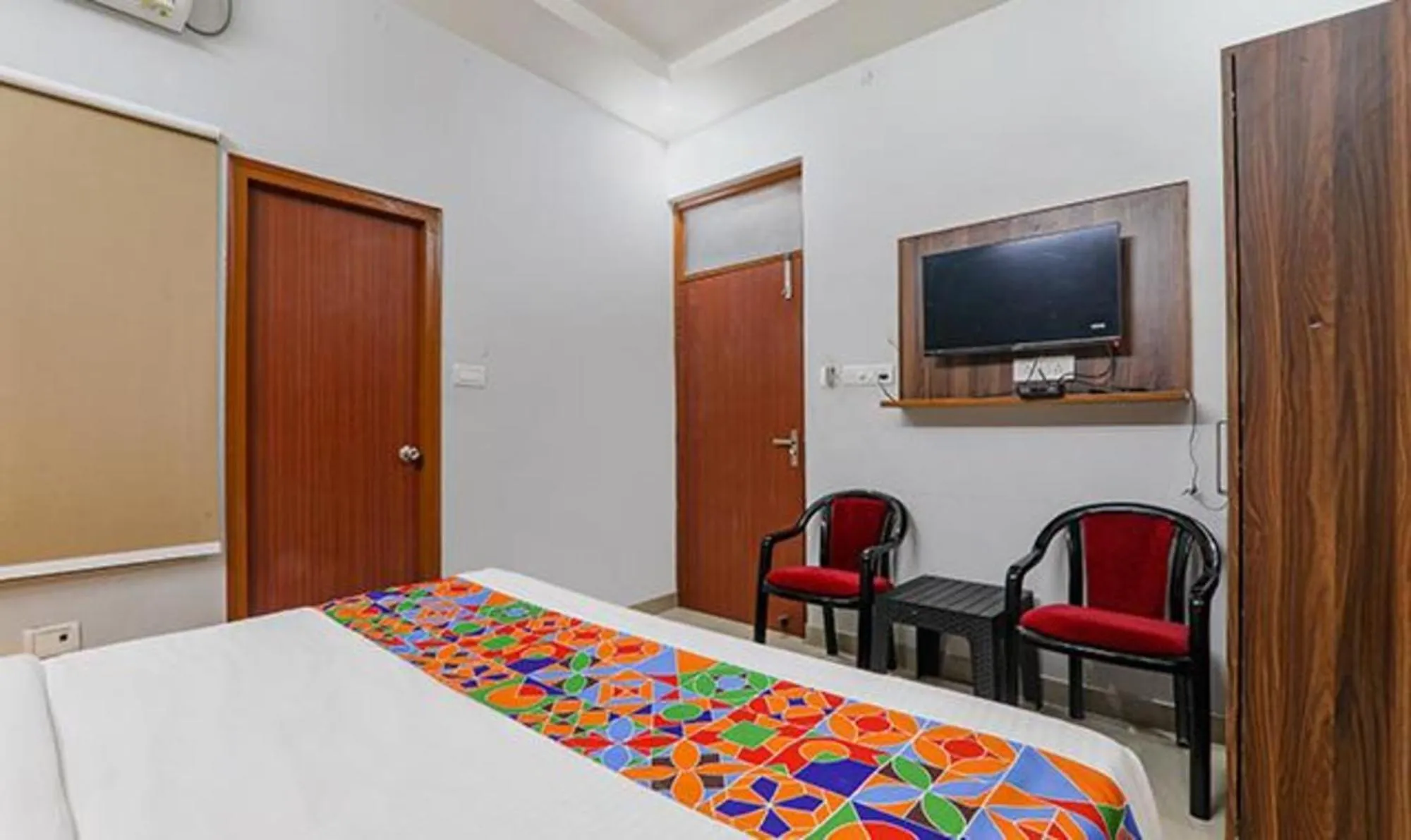 Bed in FabExpress North Inn