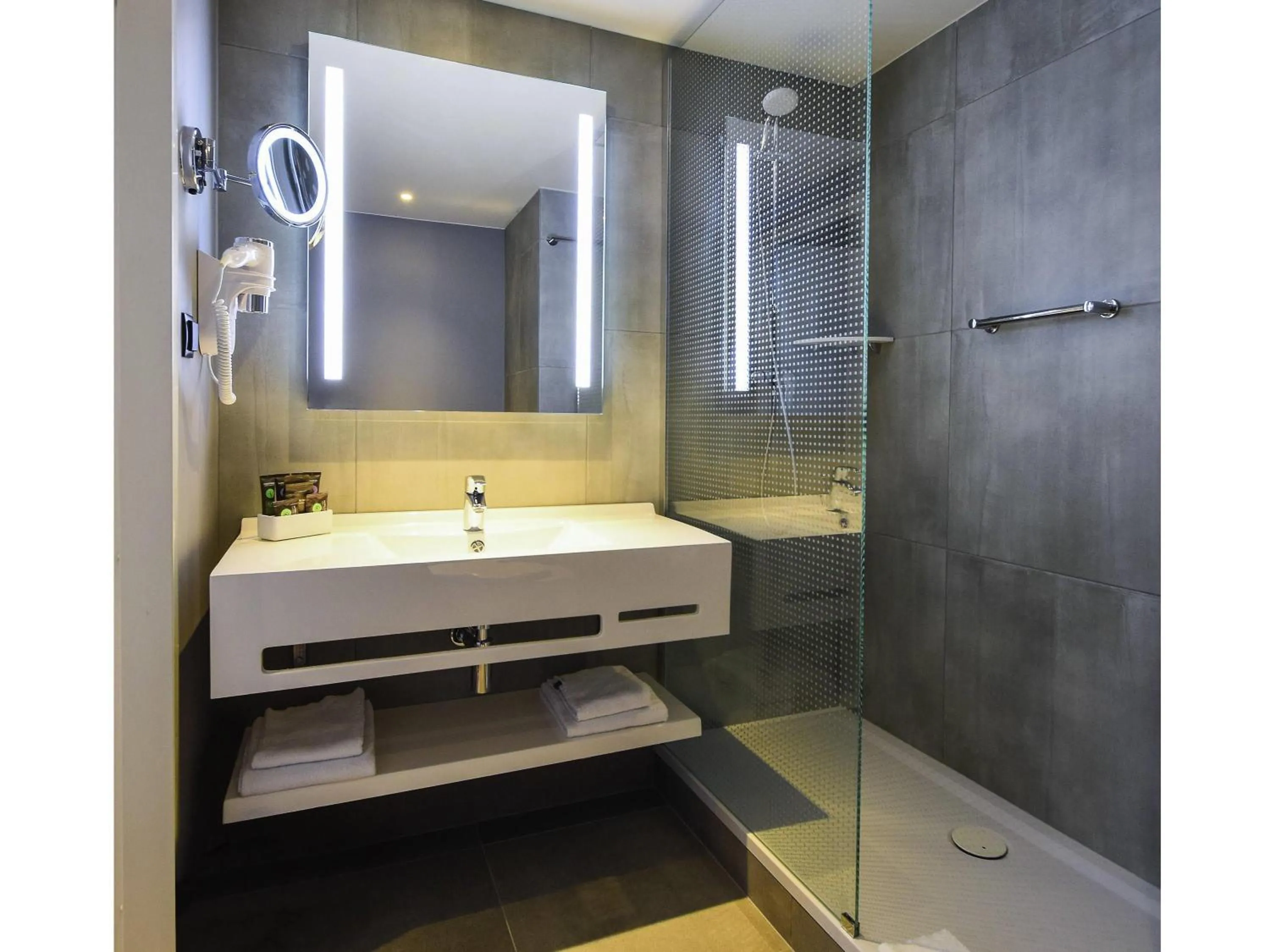 Bedroom in Novotel Szczecin Centrum