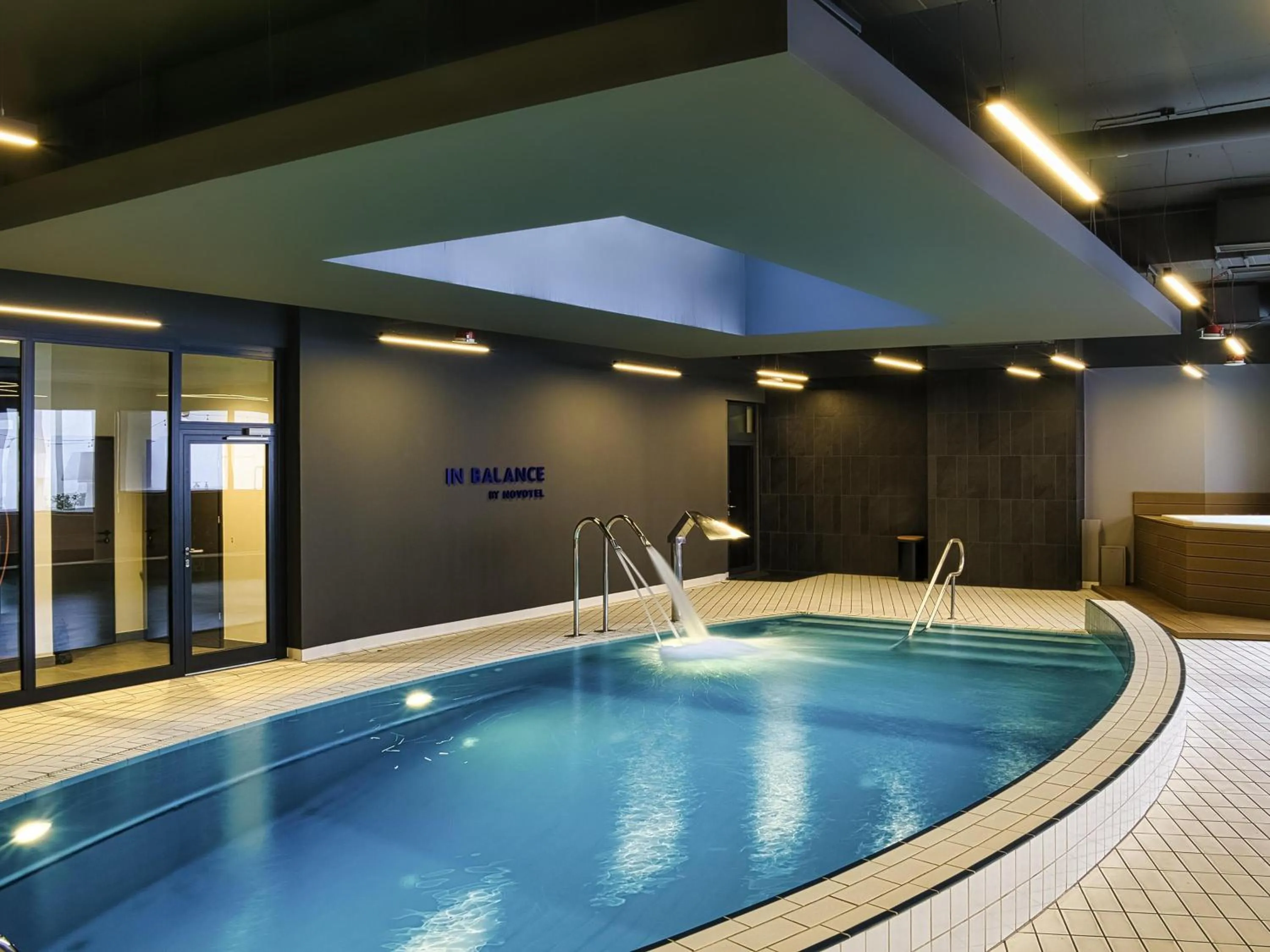 Pool view in Novotel Szczecin Centrum