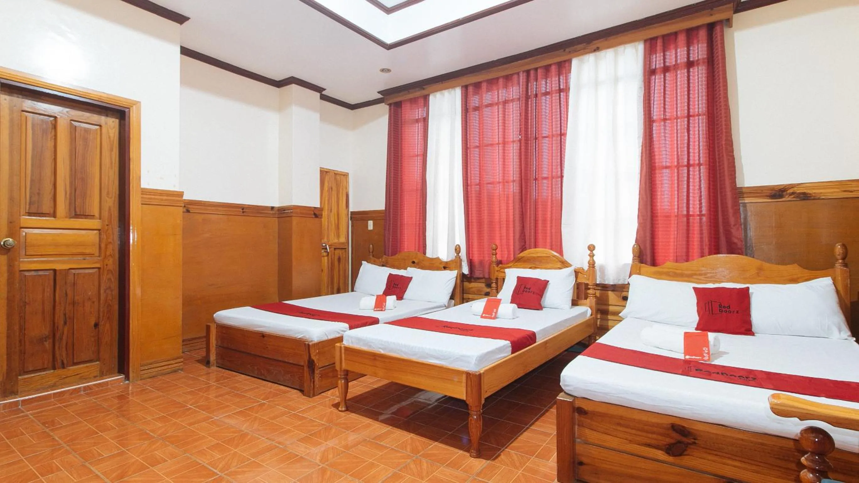 Photo of the whole room, Bed in RedDoorz @ Sagada Sunrise View Homestay