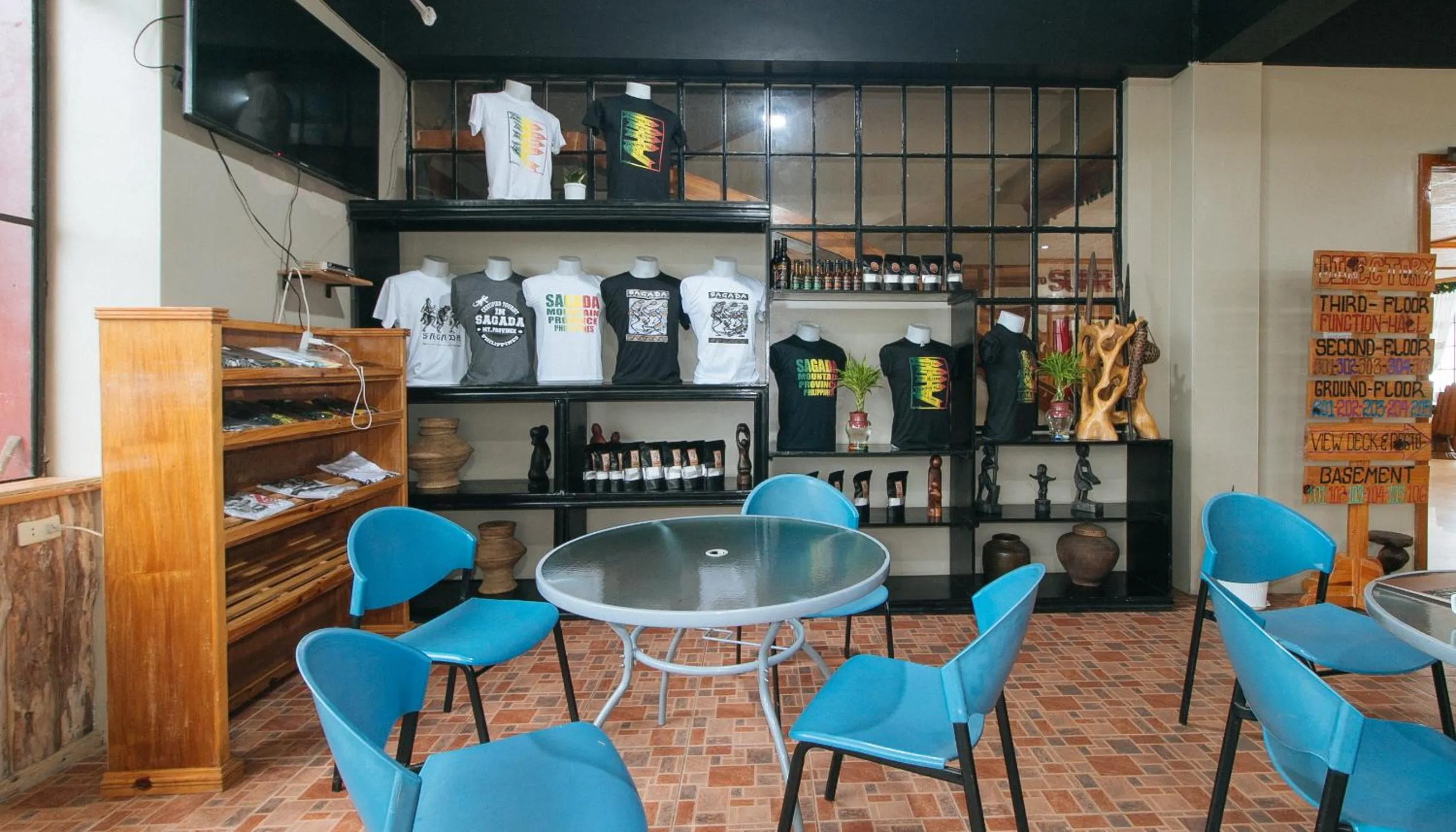 Lounge or bar in RedDoorz @ Sagada Sunrise View Homestay