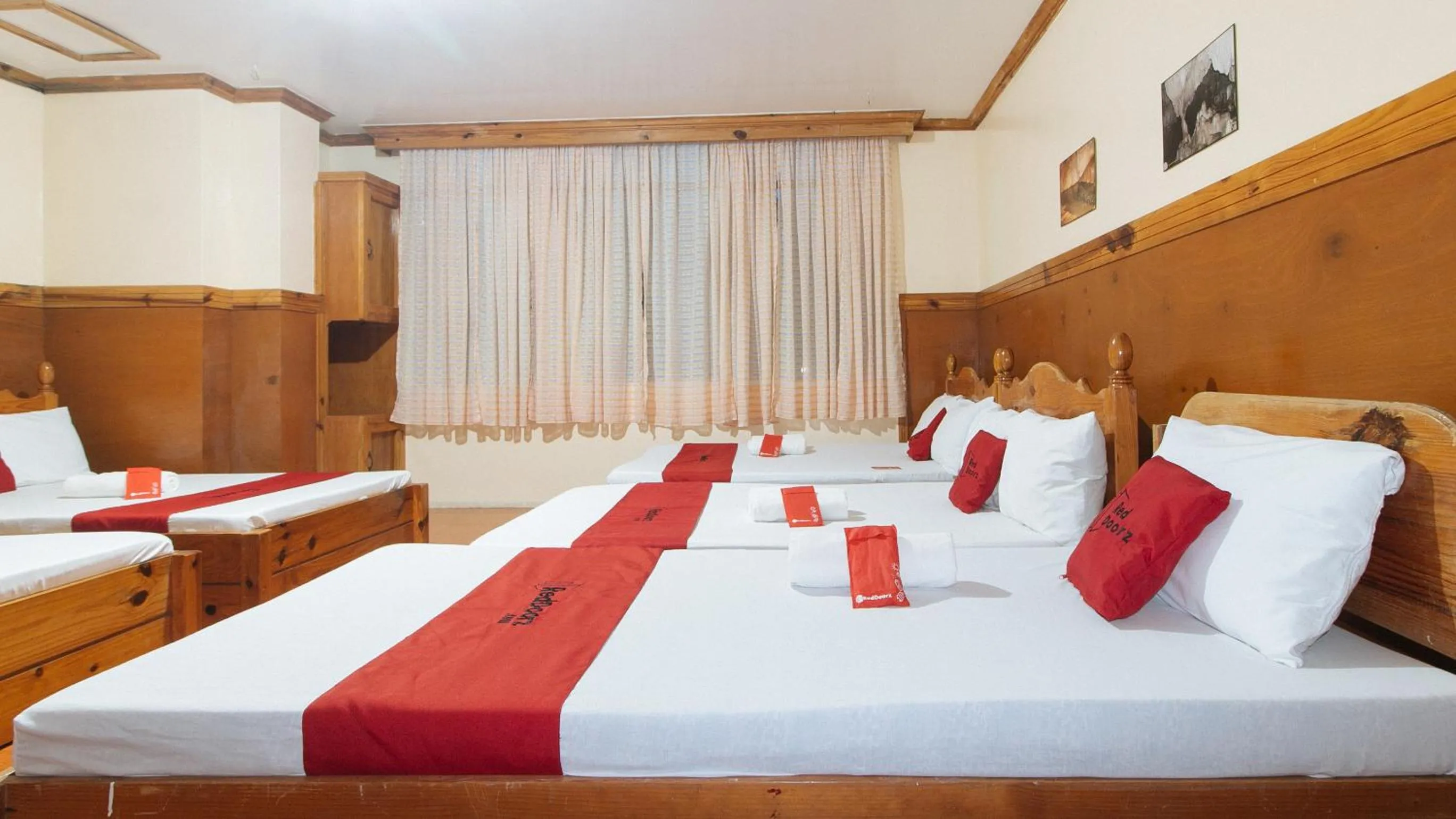 Photo of the whole room, Bed in RedDoorz @ Sagada Sunrise View Homestay