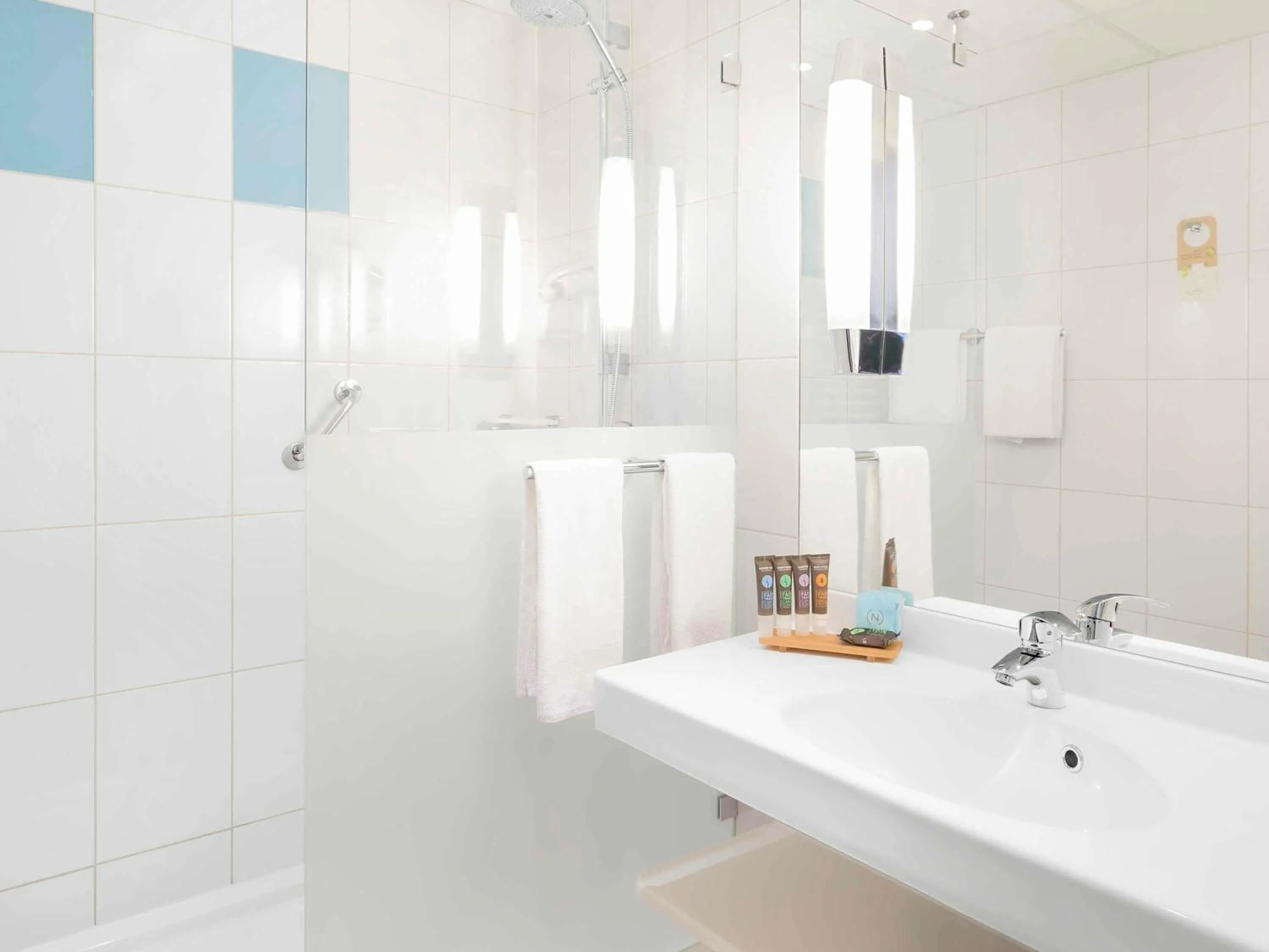 Bedroom in Novotel Warszawa Airport