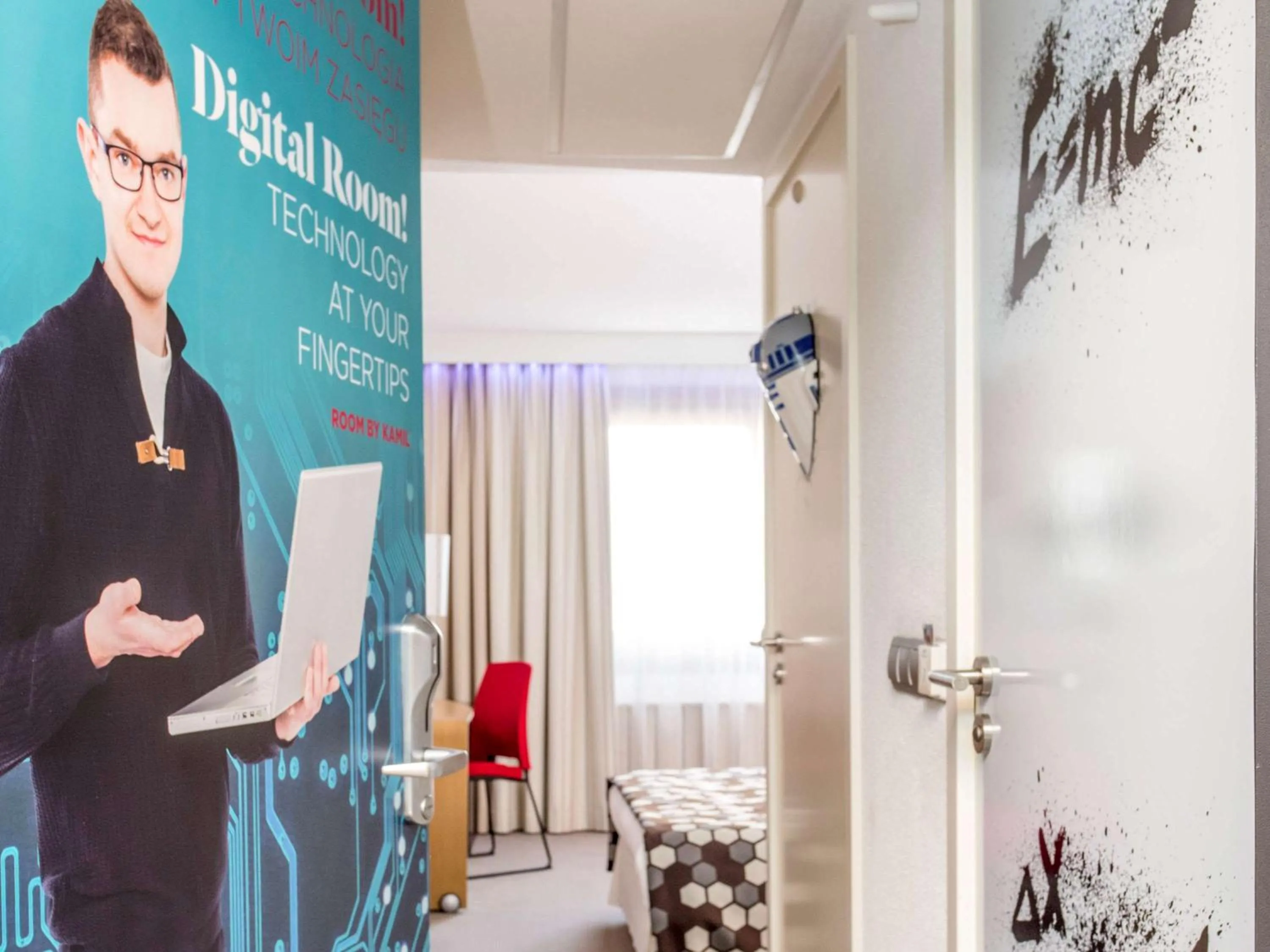 Photo of the whole room, Bed in Novotel Warszawa Airport