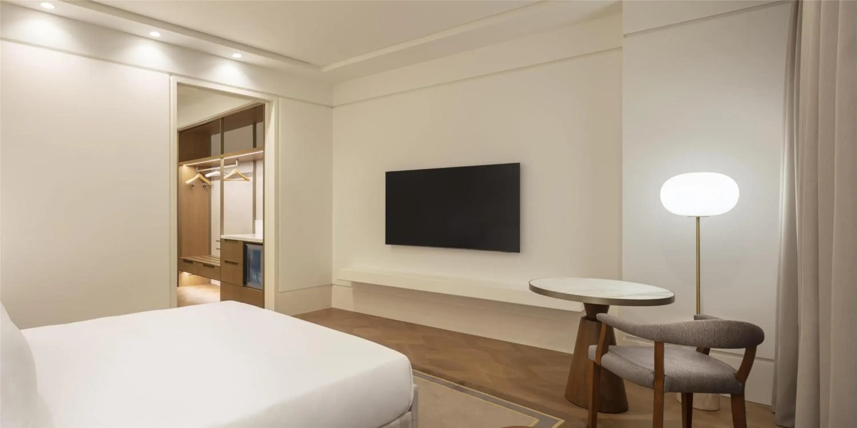 King Room in Hyatt Regency Izmir IstinyePark King Room in Hyatt Regency Izmir IstinyePark